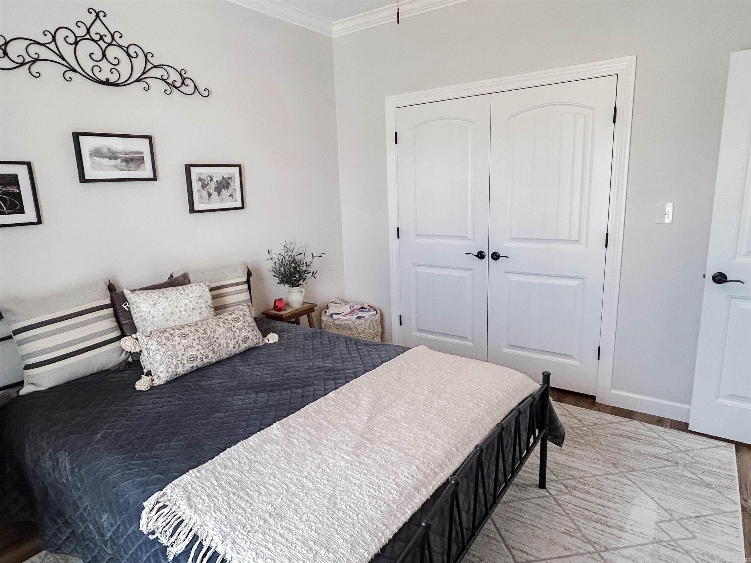 QUAIL HOLLOW - Residential