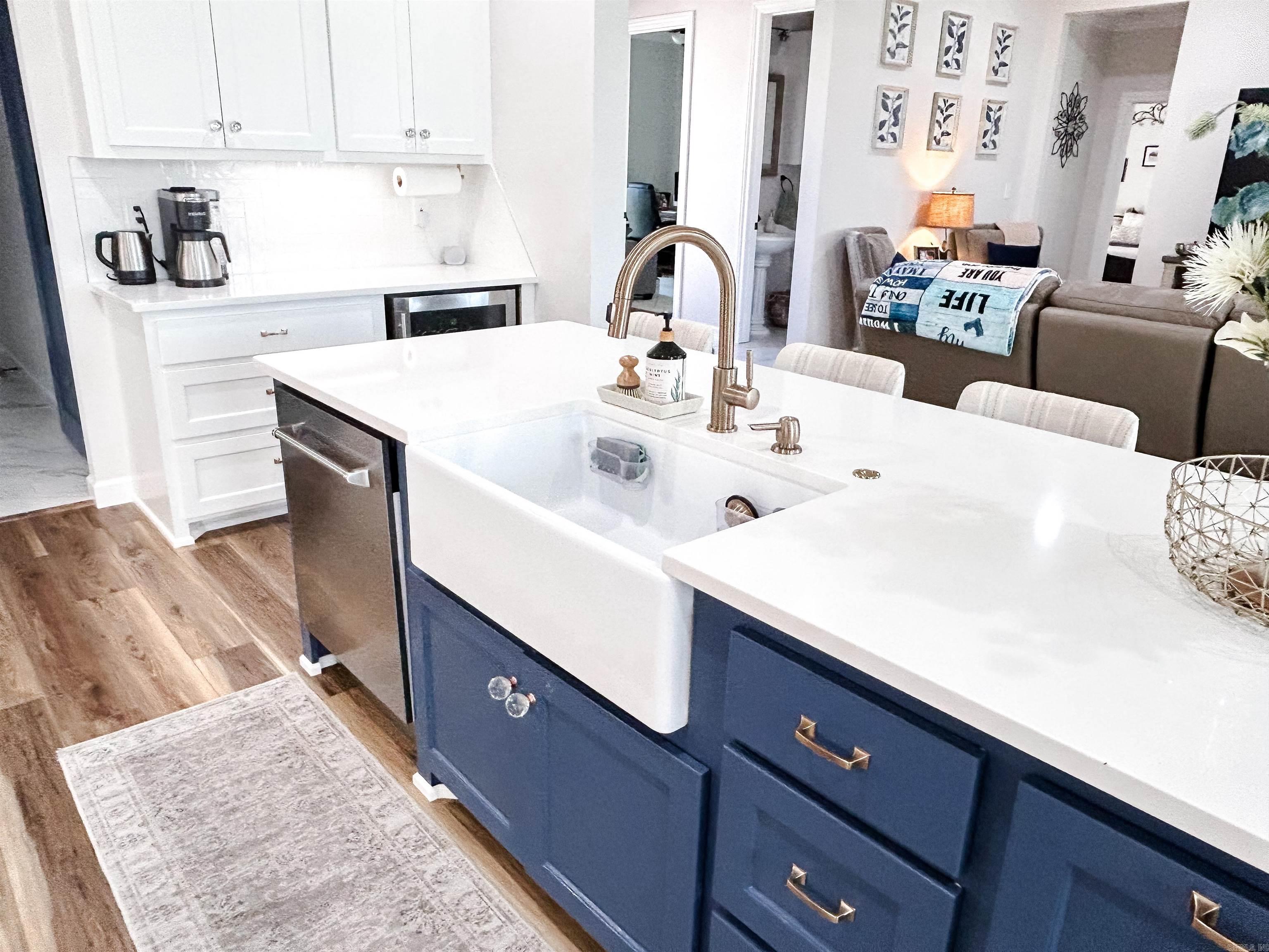 QUAIL HOLLOW - Residential