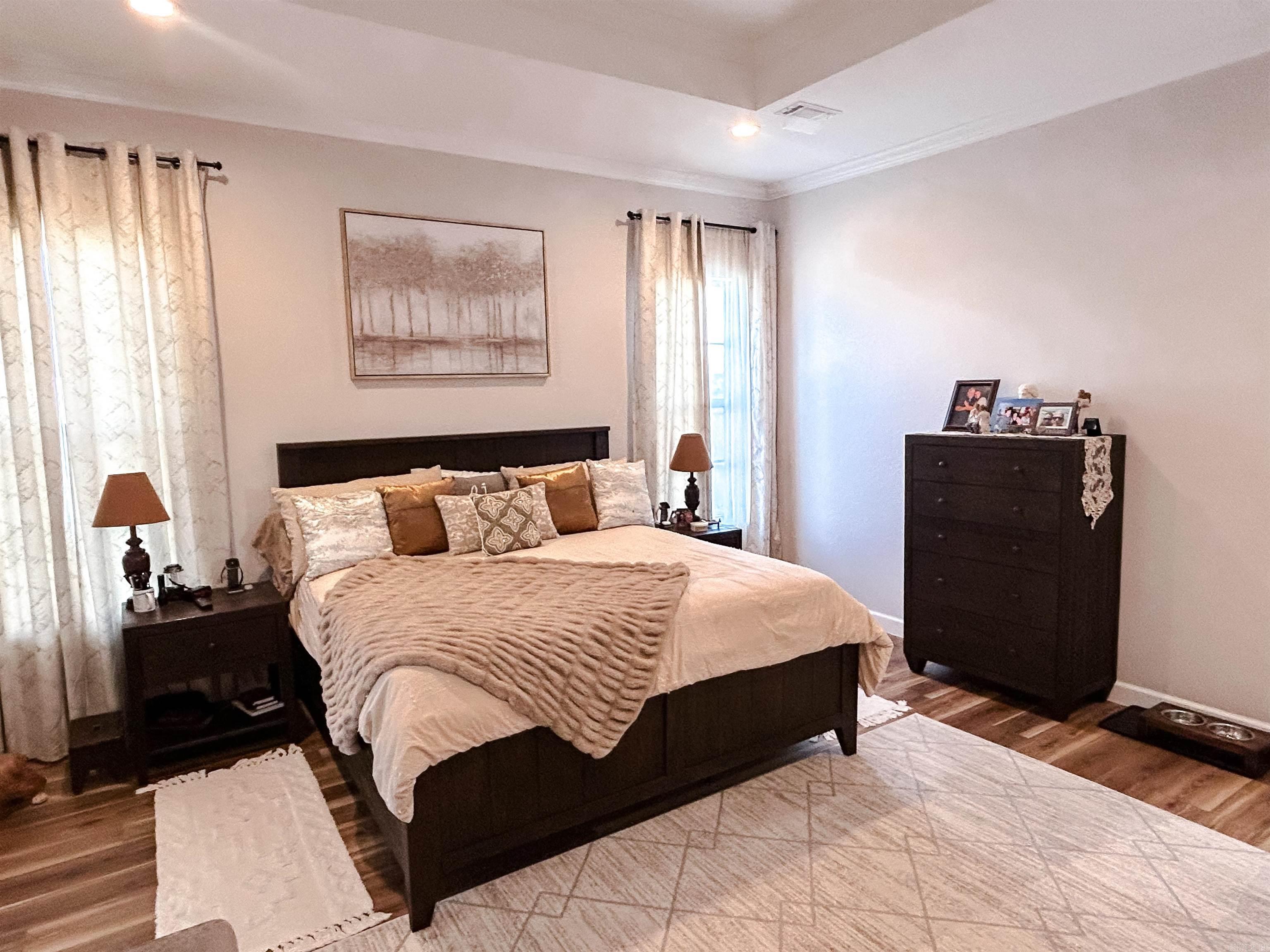 QUAIL HOLLOW - Residential