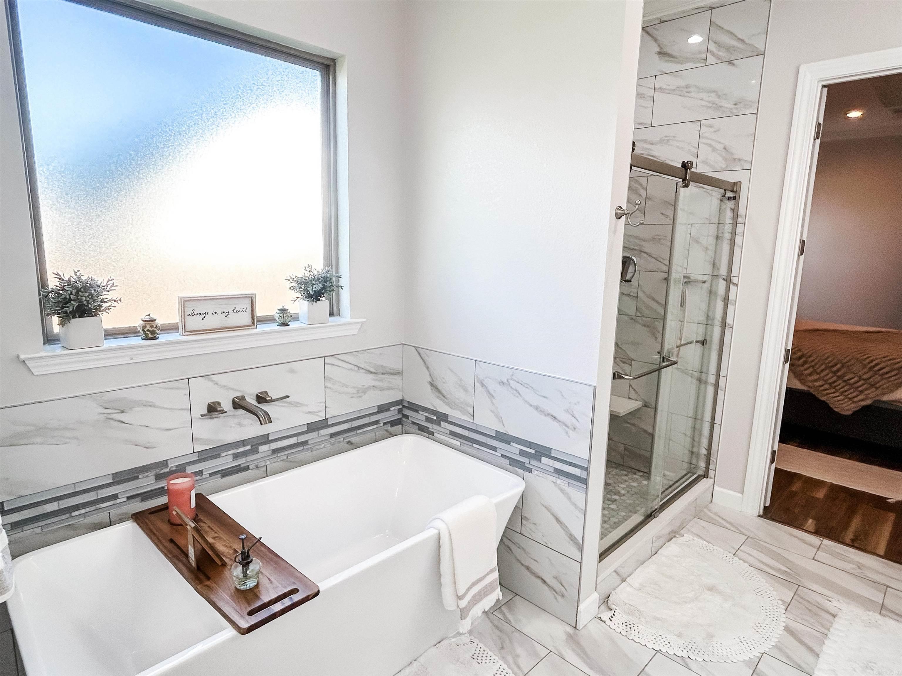 QUAIL HOLLOW - Residential