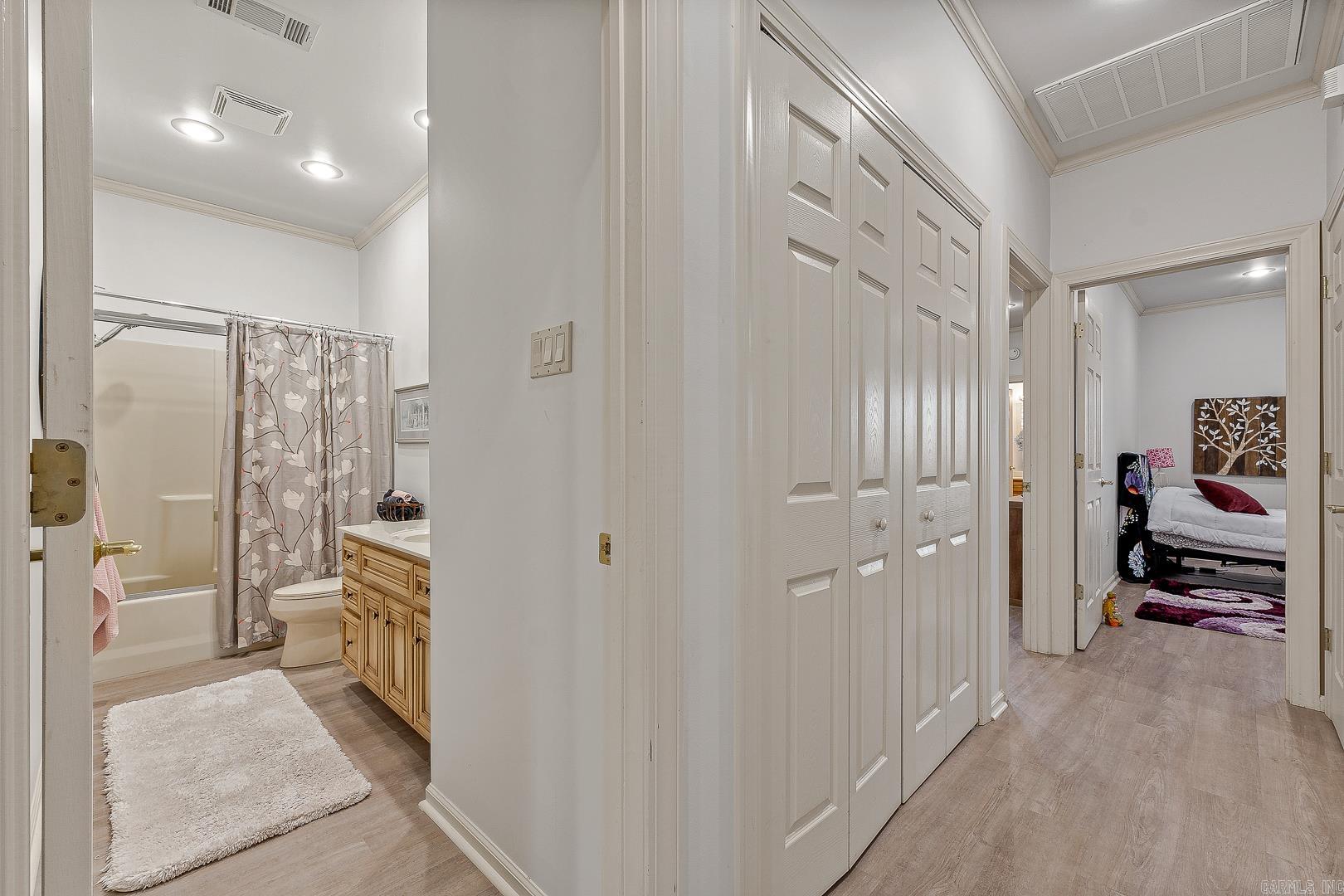 Ridgepointe - Residential