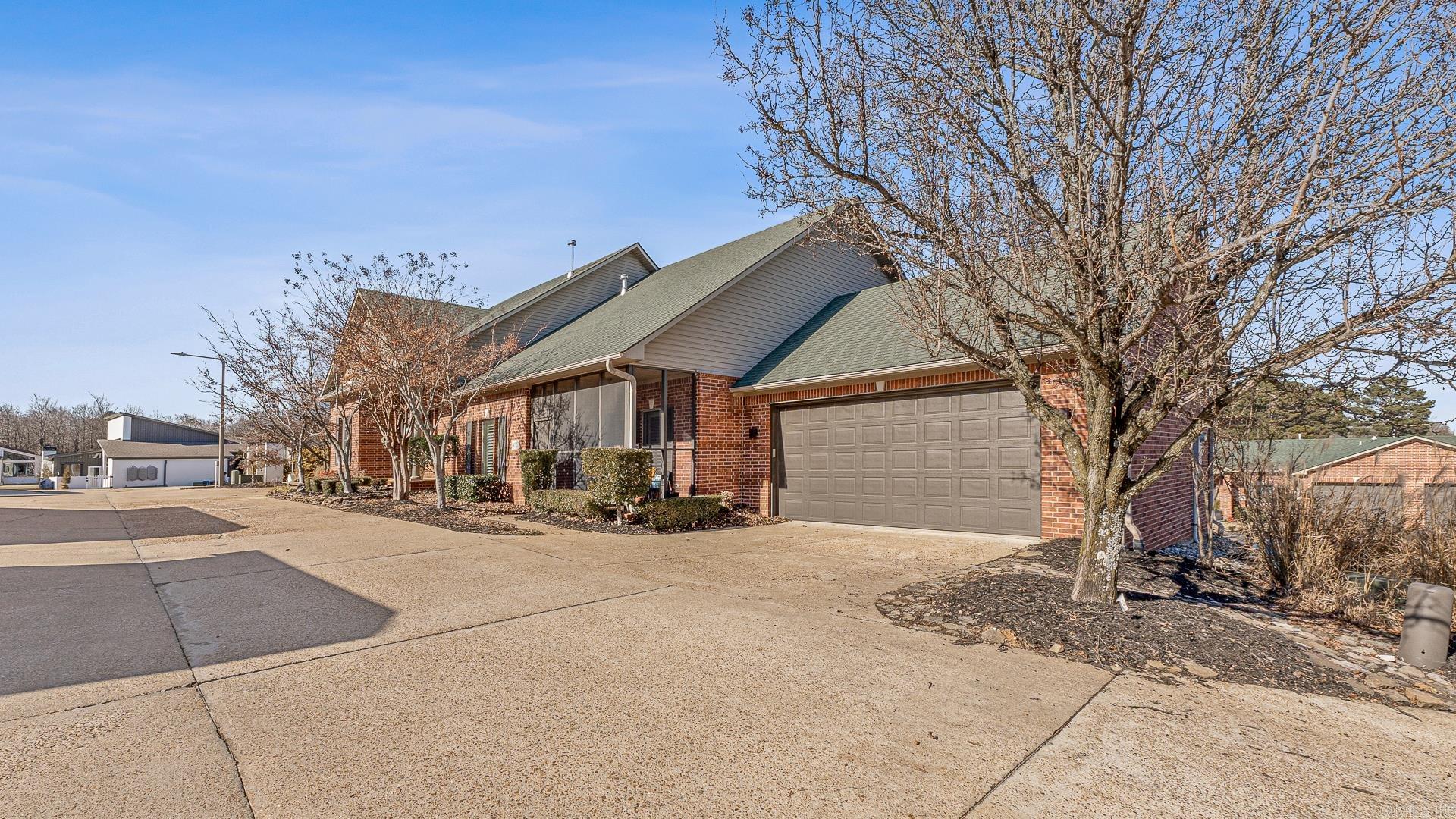 Ridgepointe - Residential