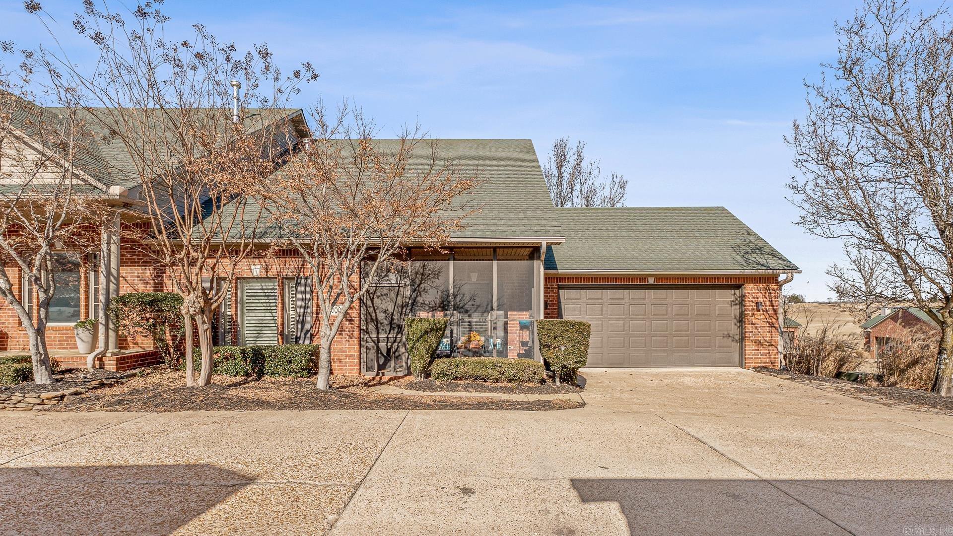 Ridgepointe - Residential