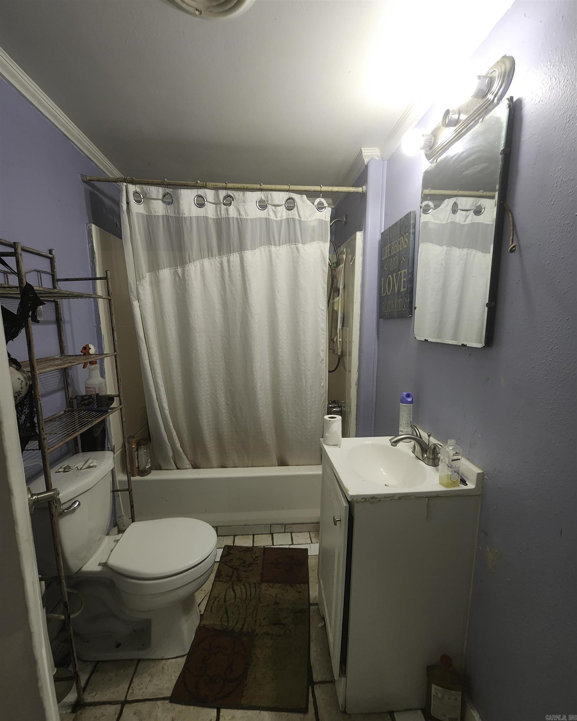 MEADOWLANE ACRES - Residential