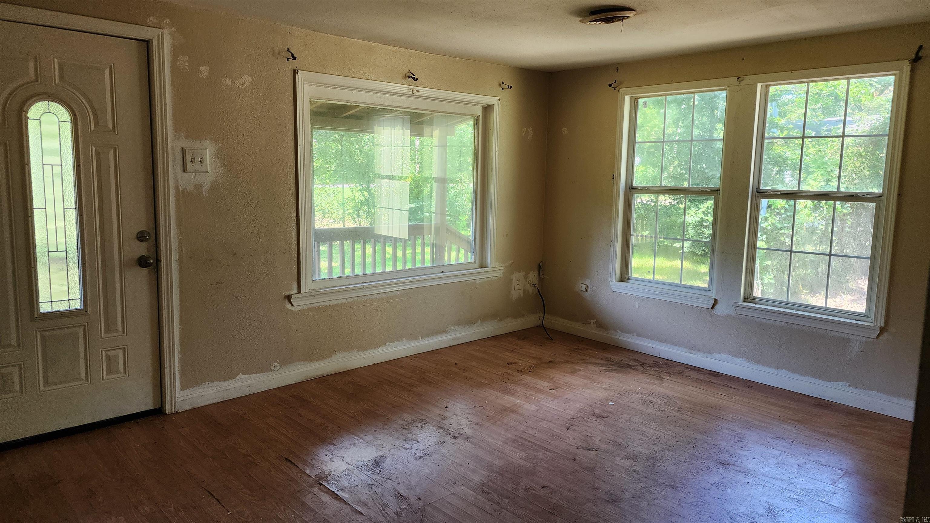 MEADOWLANE ACRES - Residential