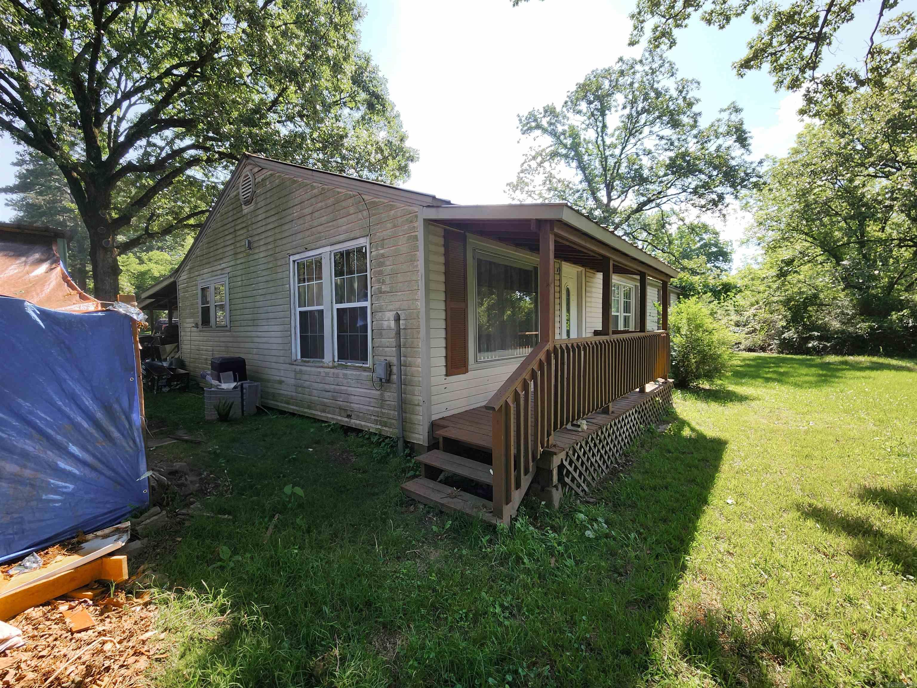 MEADOWLANE ACRES - Residential