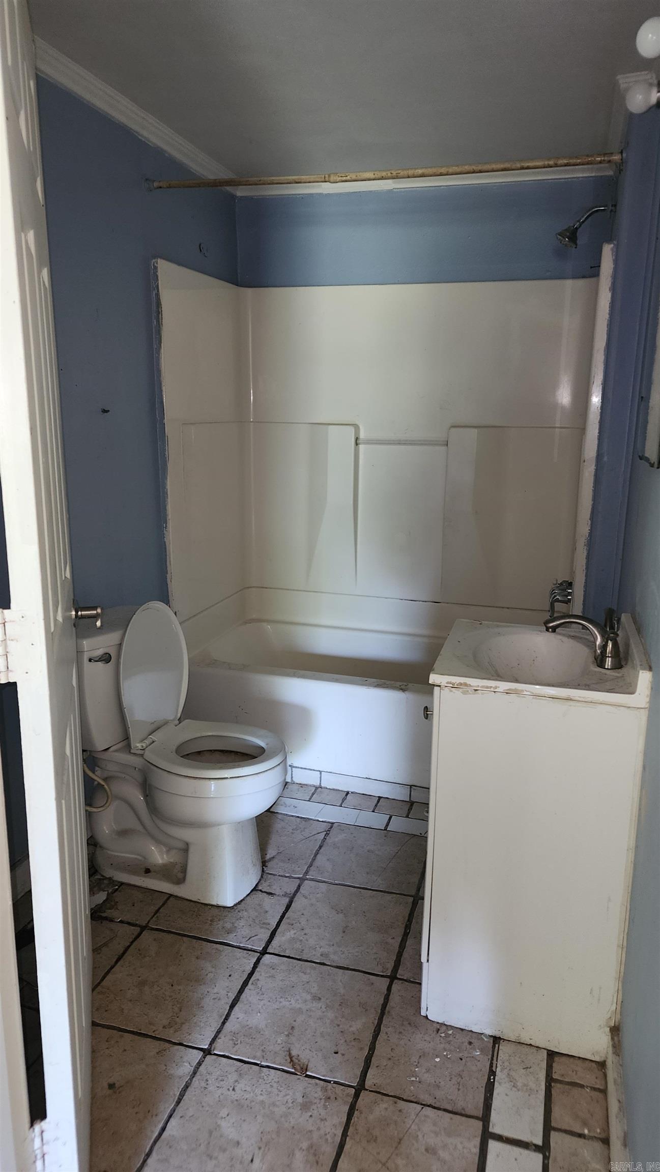 MEADOWLANE ACRES - Residential