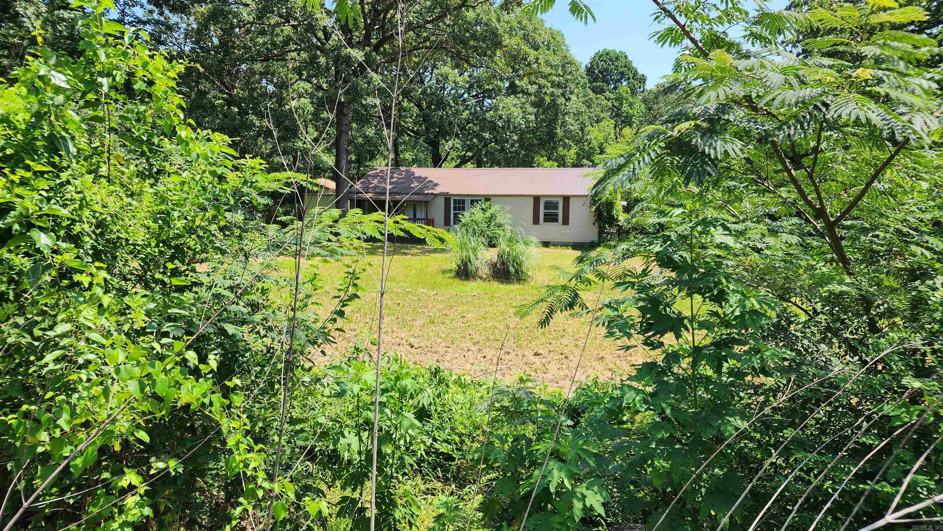 MEADOWLANE ACRES - Residential