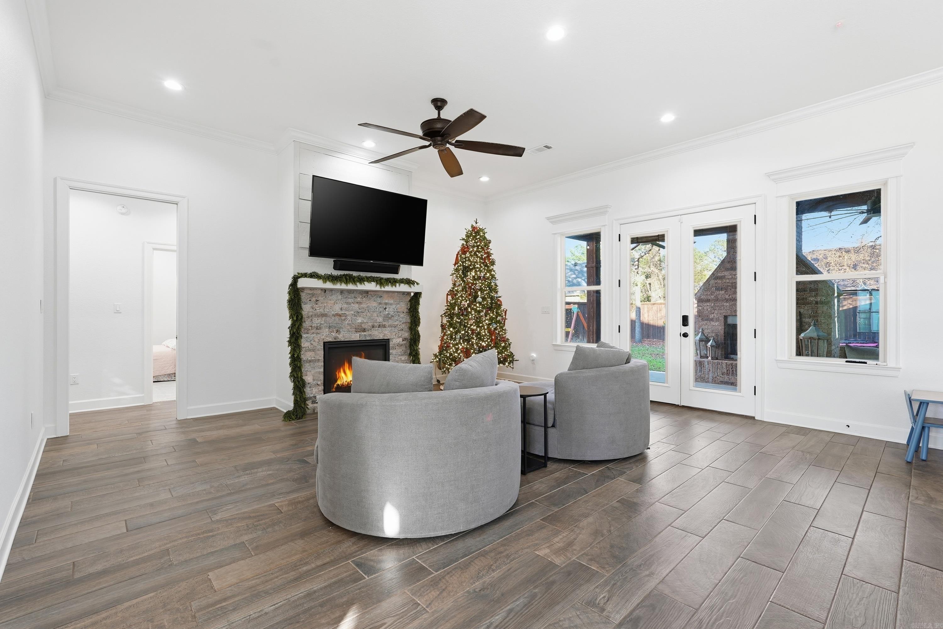 WINTERBROOK - Residential