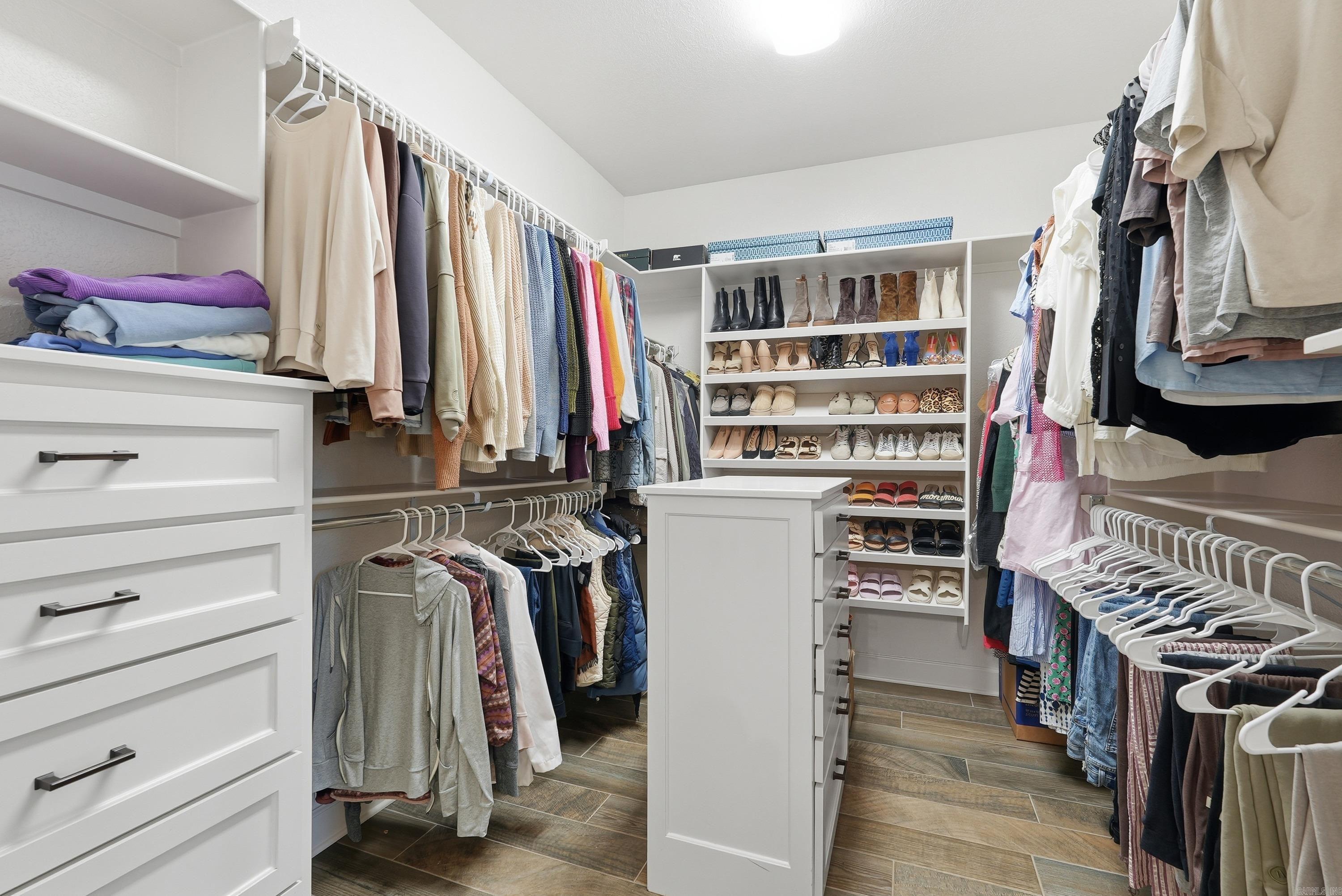 WINTERBROOK - Residential