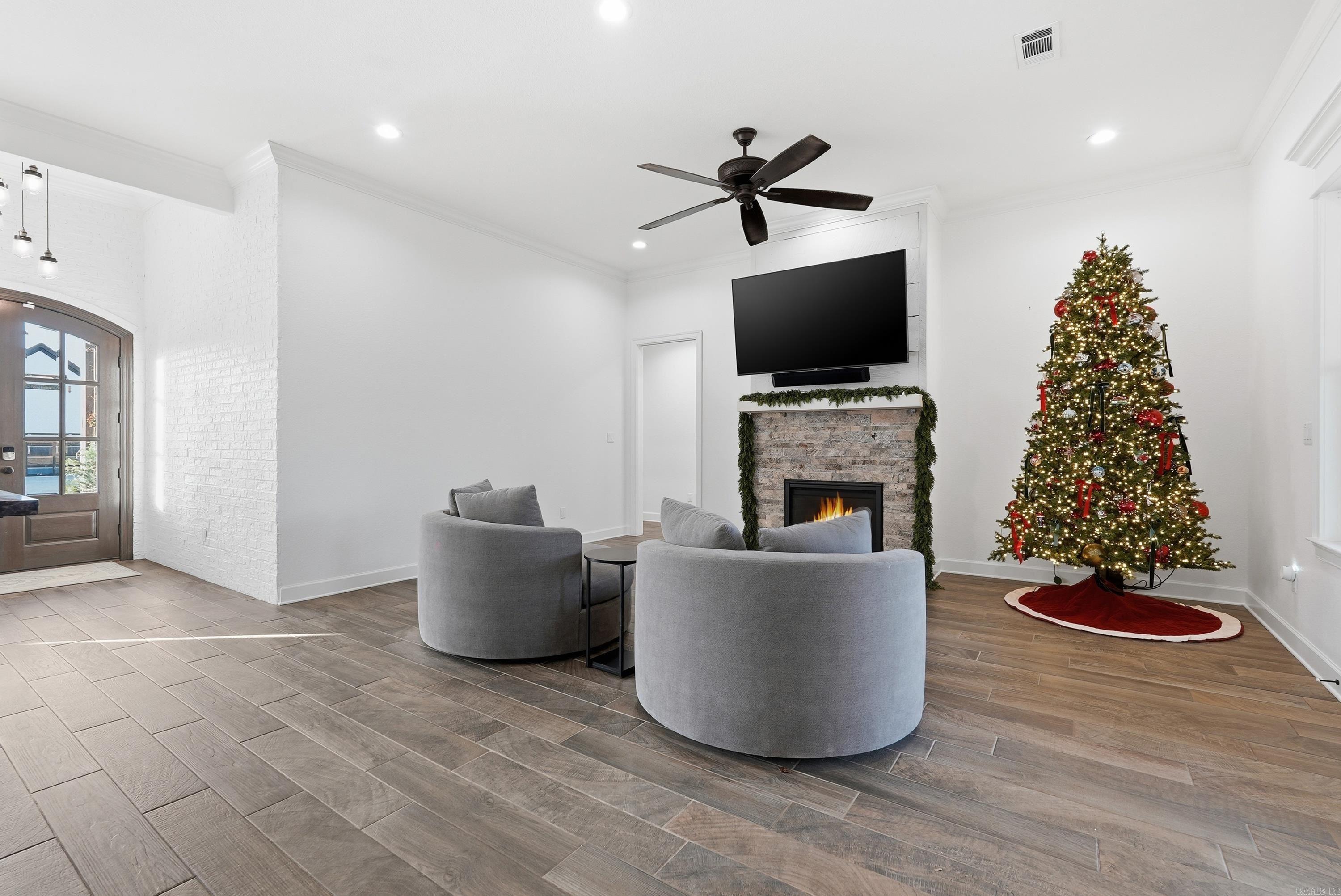 WINTERBROOK - Residential