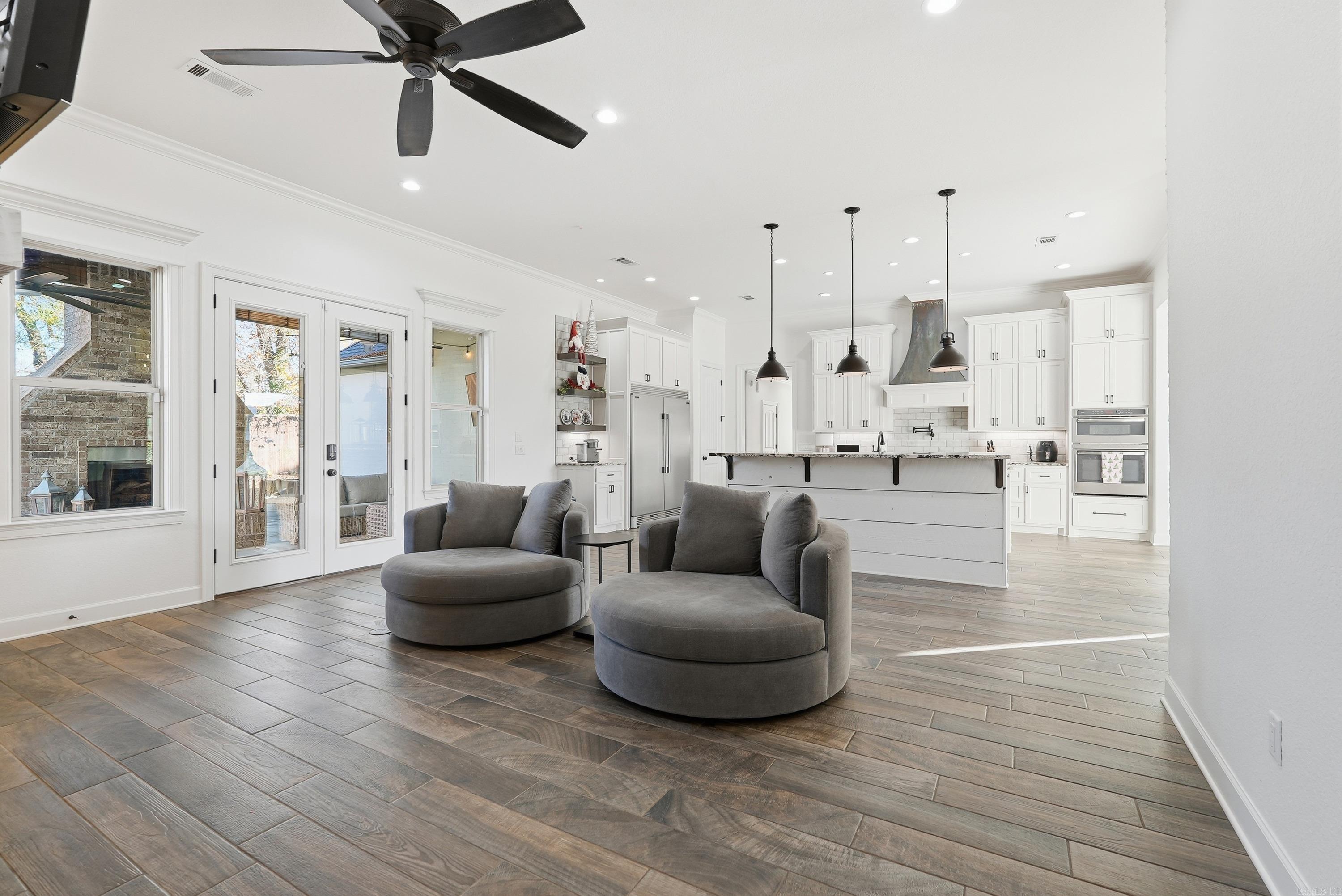 WINTERBROOK - Residential