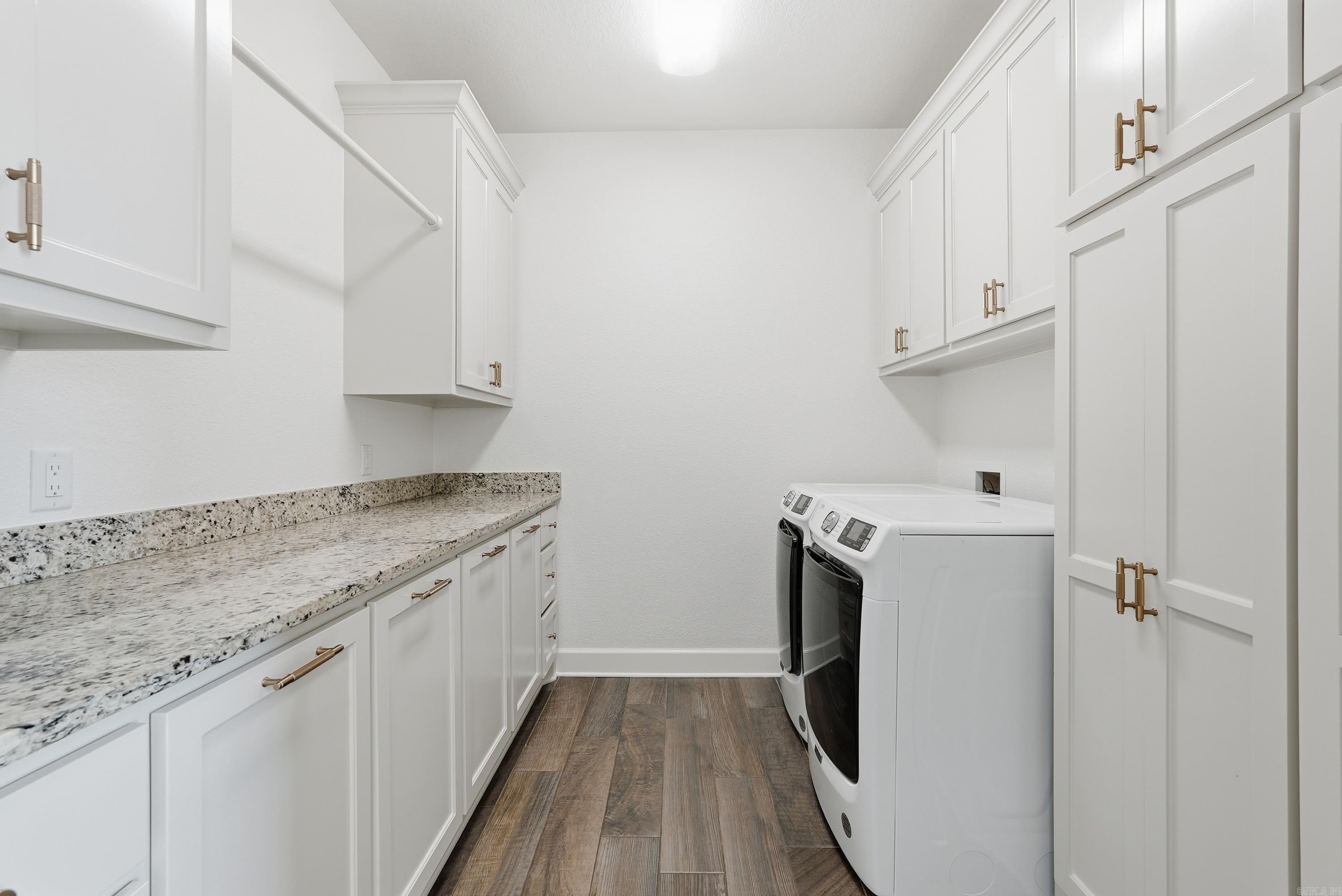 WINTERBROOK - Residential