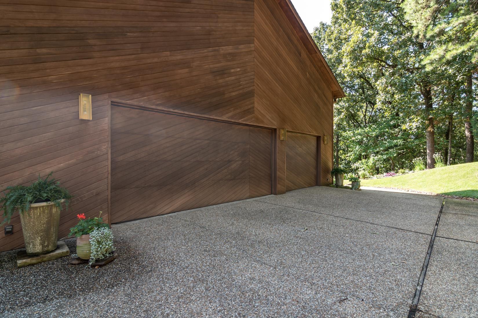 PLEASANT VALLEY - Residential