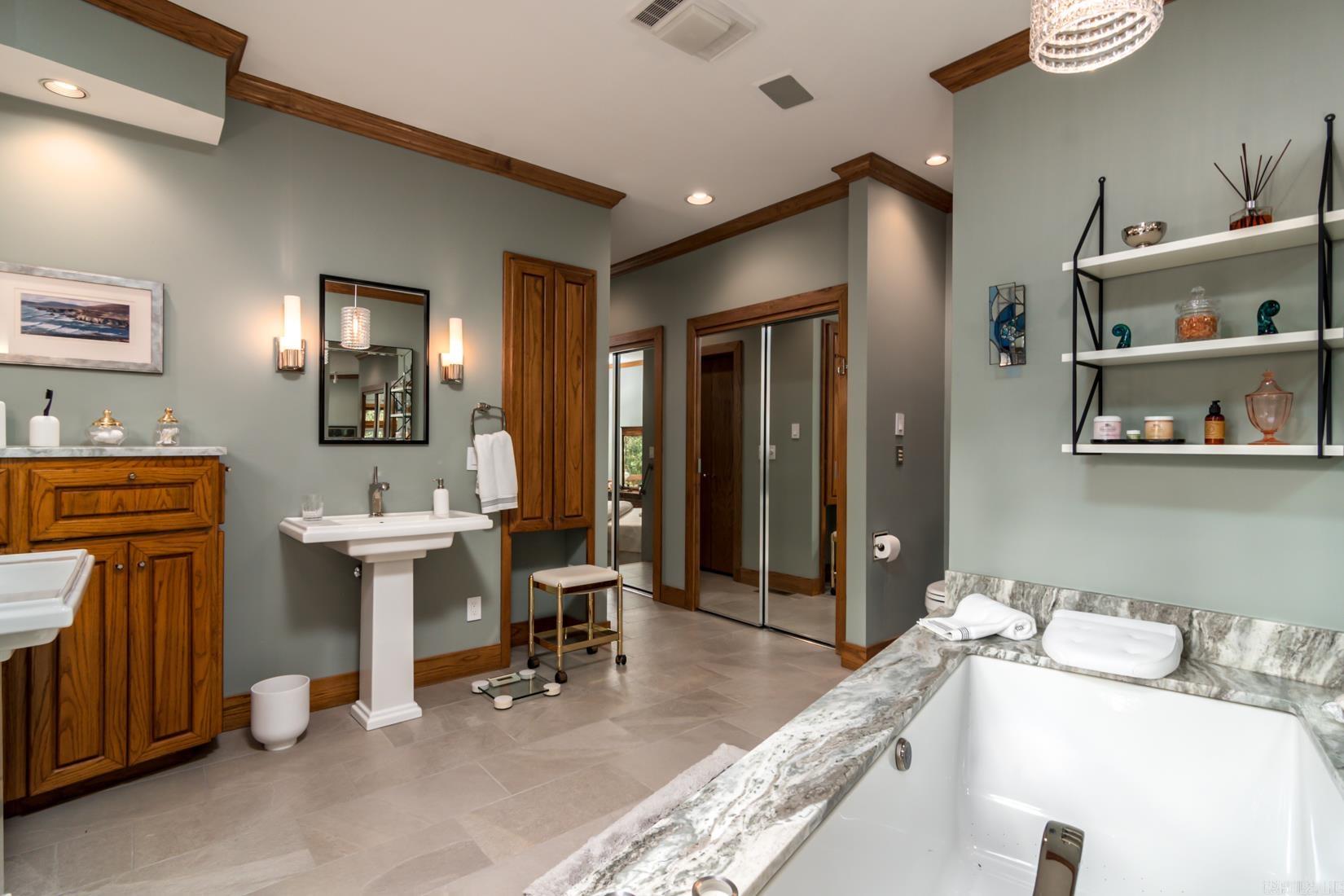 PLEASANT VALLEY - Residential