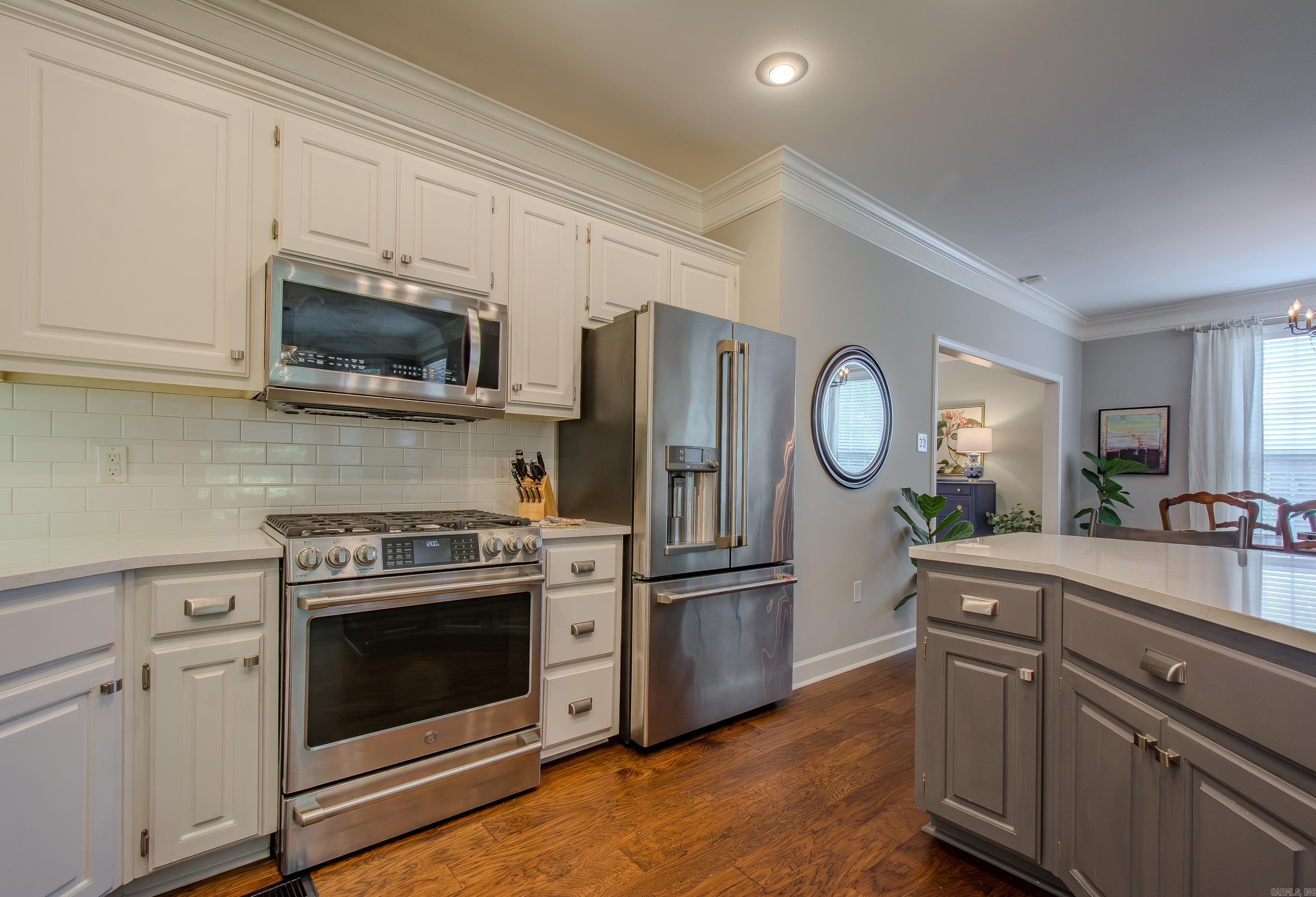 PINNACLE RIDGE ESTATES - Residential