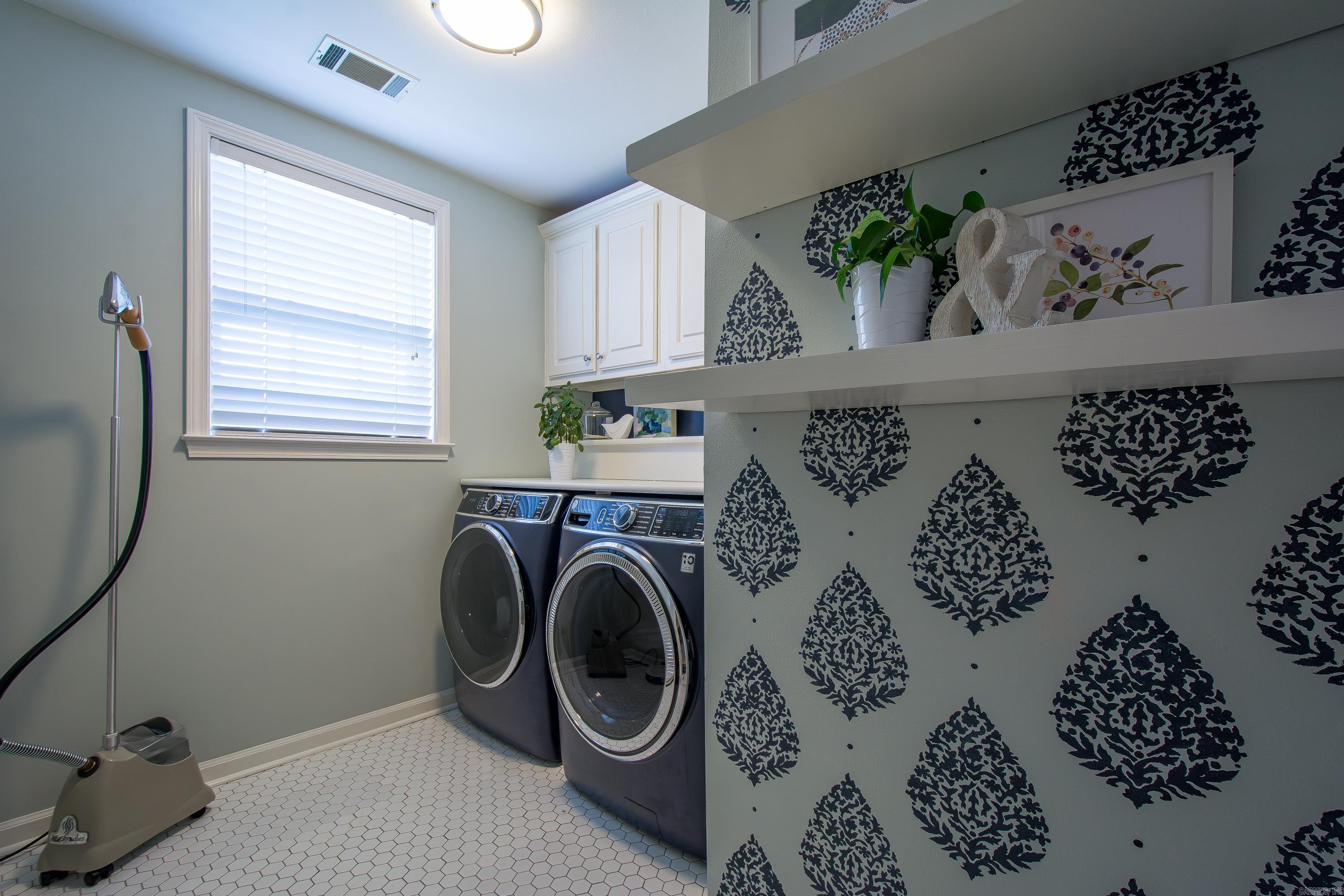 PINNACLE RIDGE ESTATES - Residential