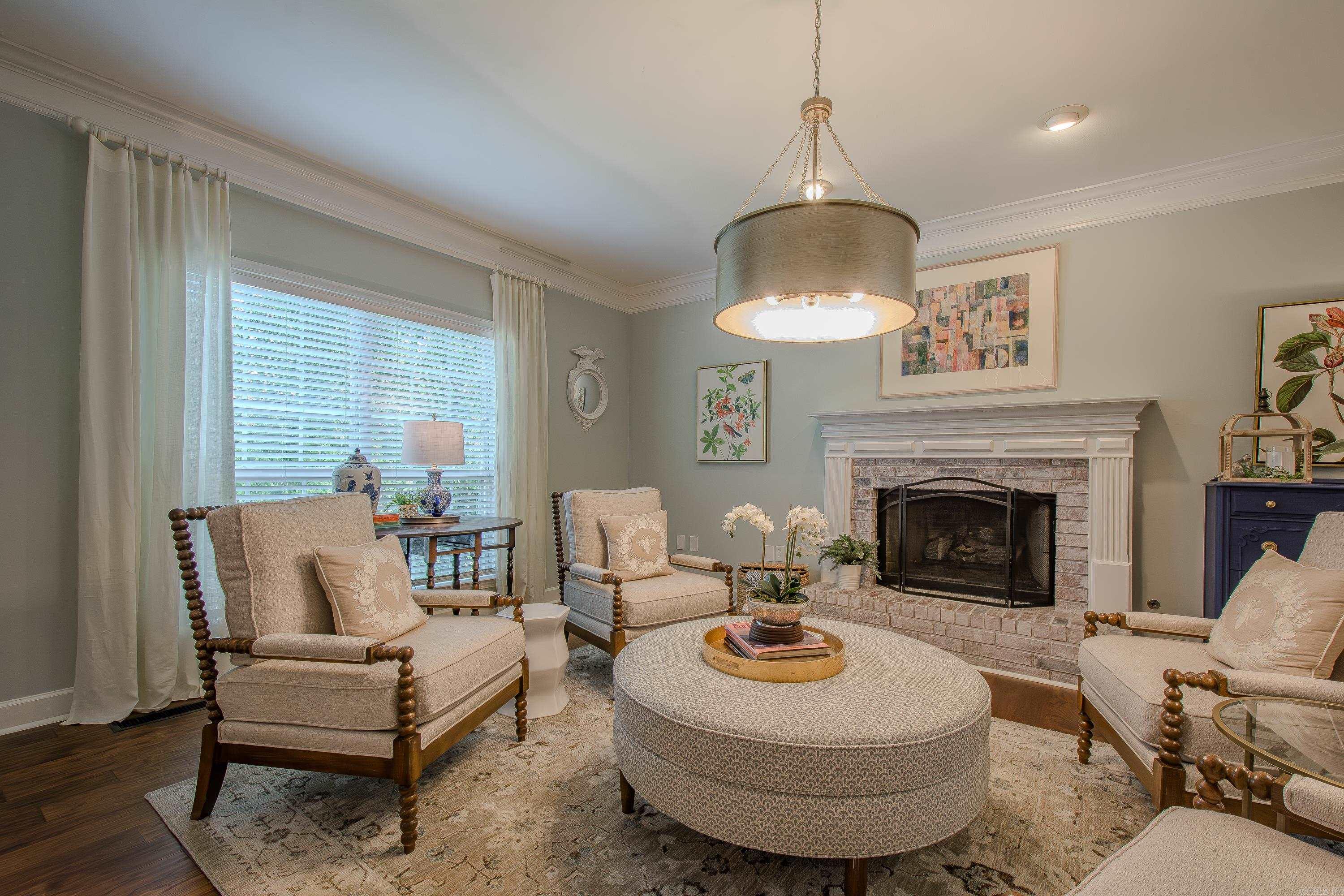 PINNACLE RIDGE ESTATES - Residential