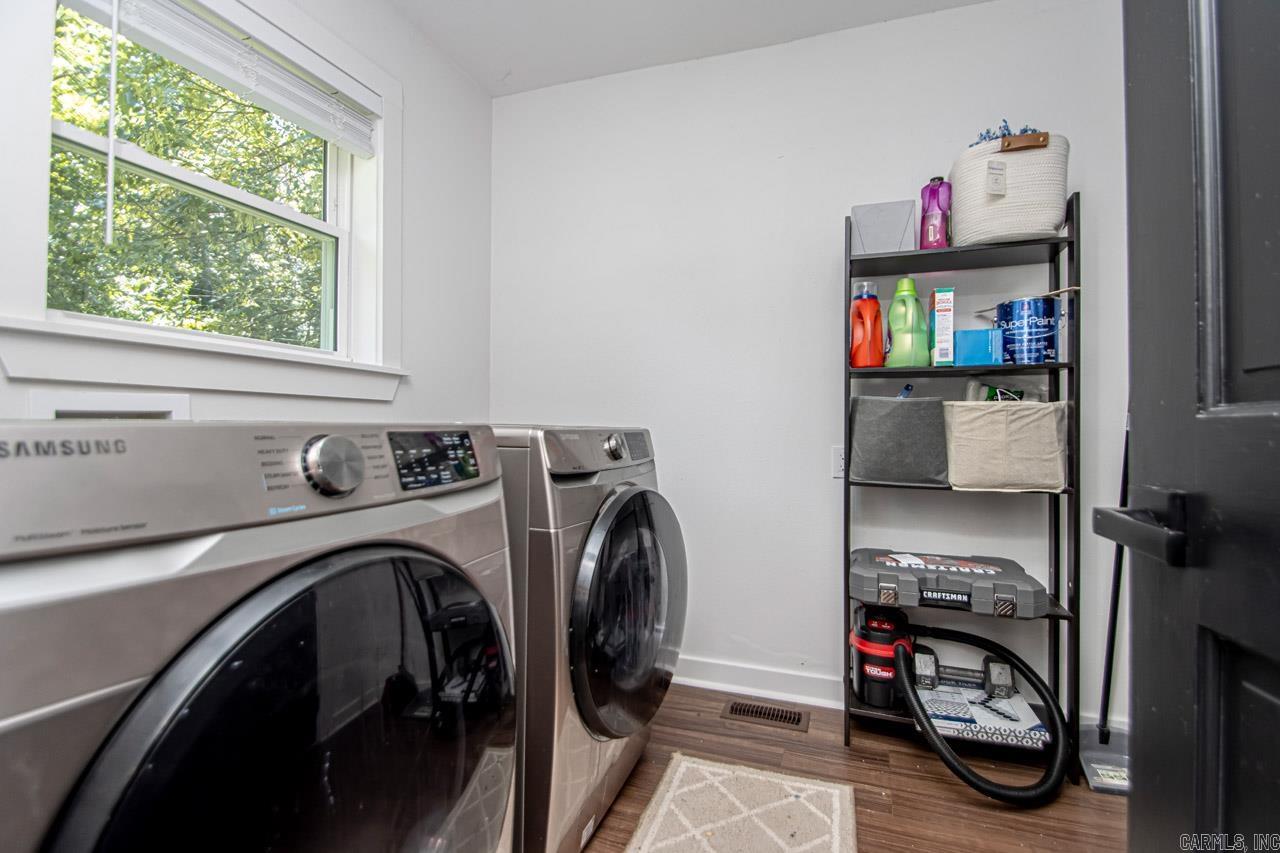 ARBOR OAKS - Residential