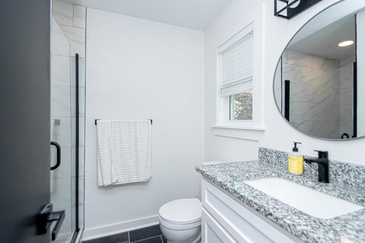 ARBOR OAKS - Residential