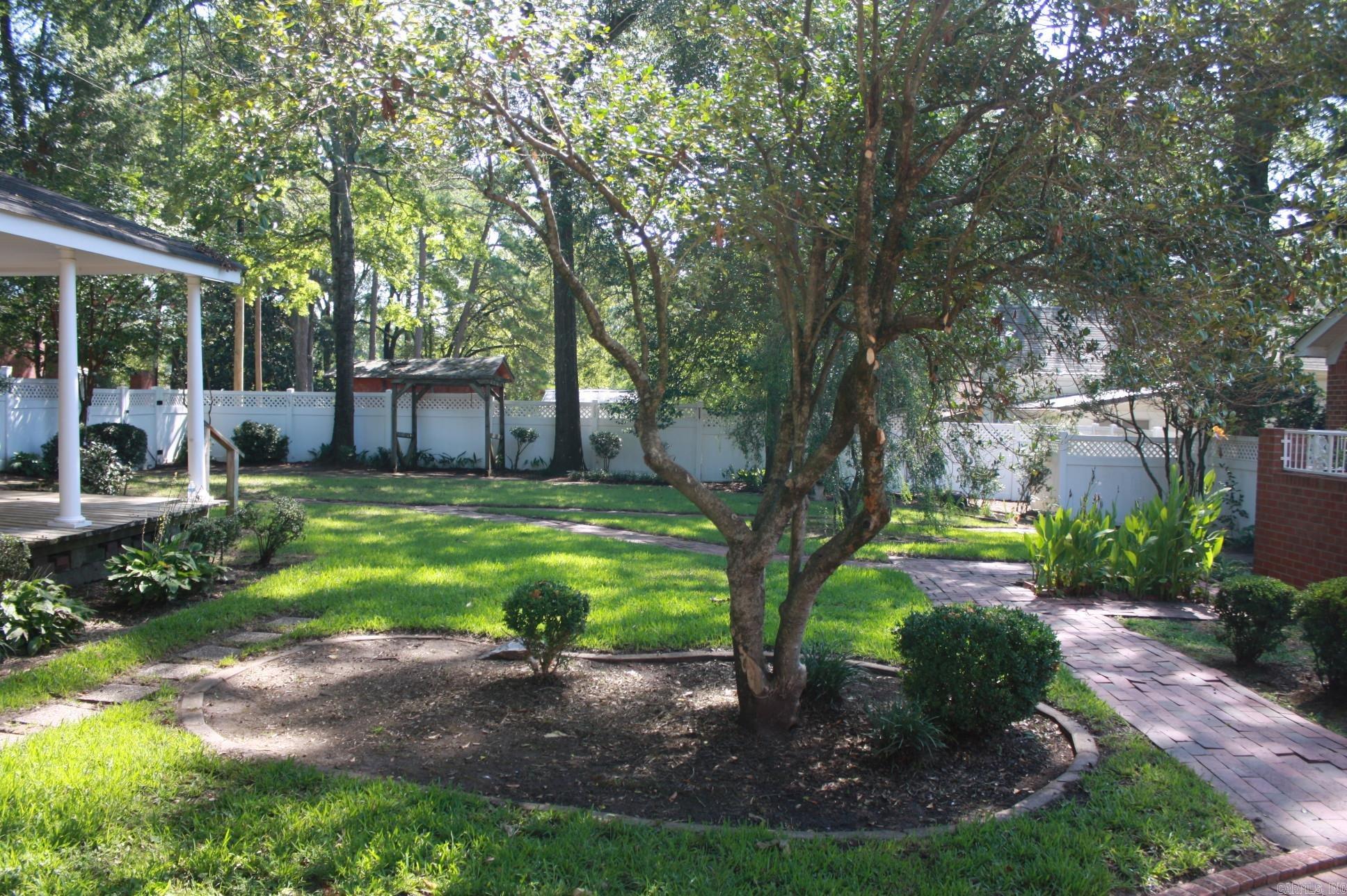 WILSON & FERGUSON - Residential