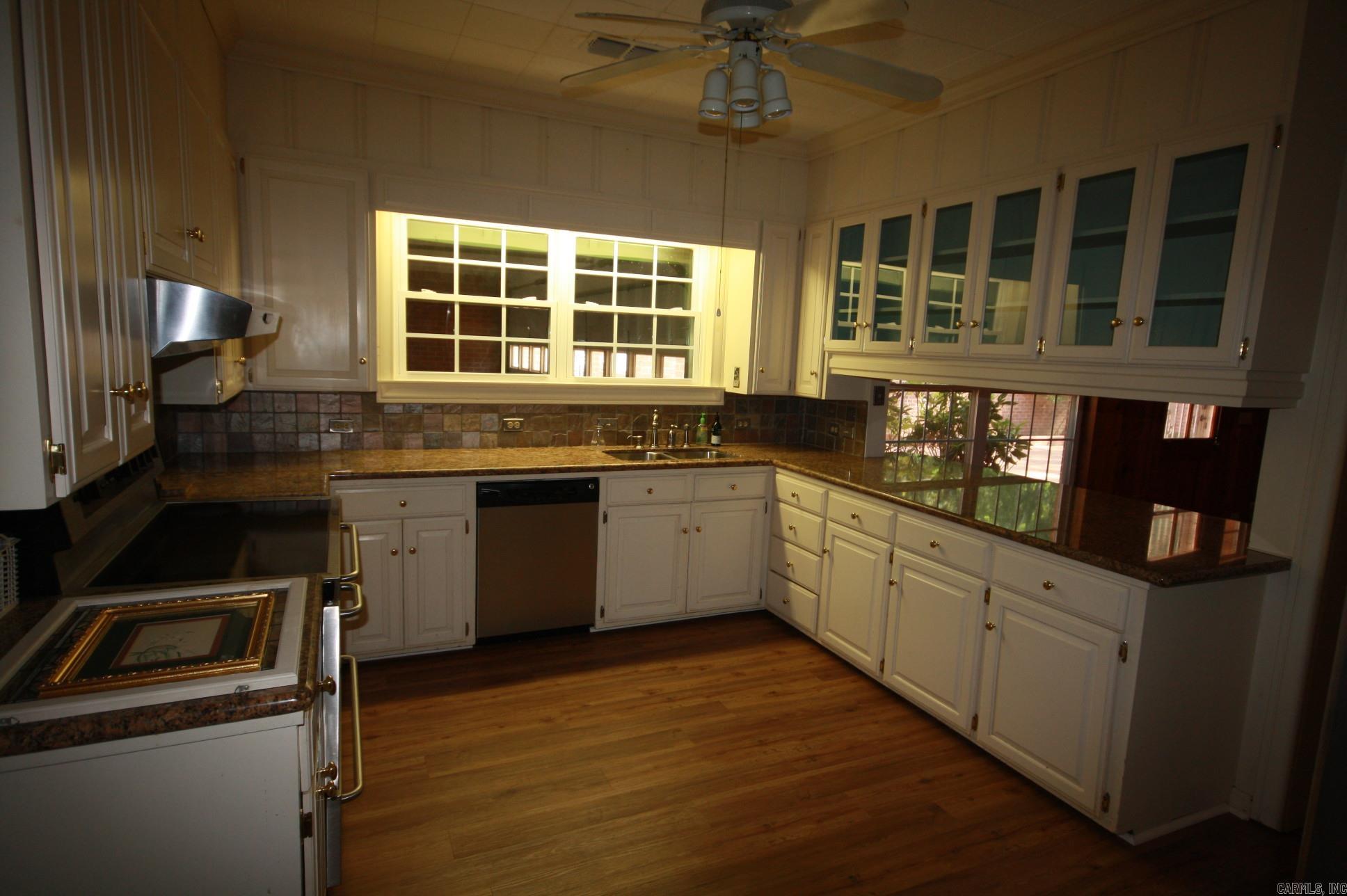 WILSON & FERGUSON - Residential