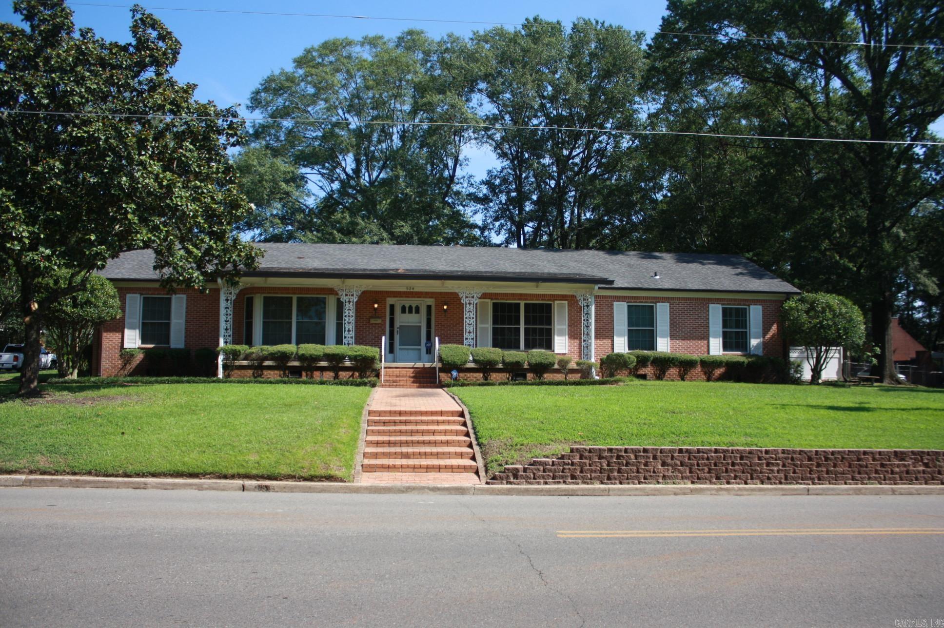 WILSON & FERGUSON - Residential