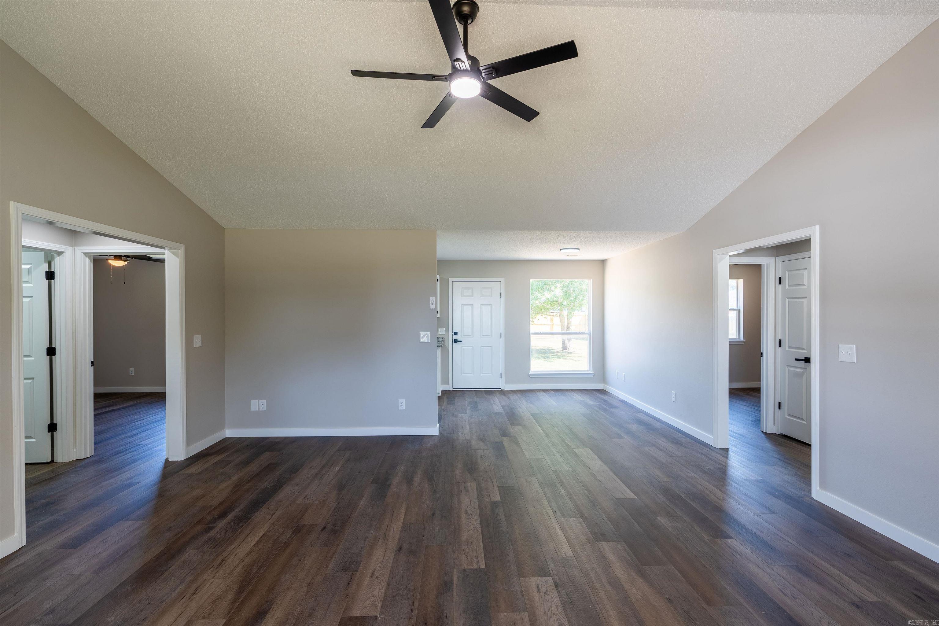 ARROWHEAD VILLAGE - Residential