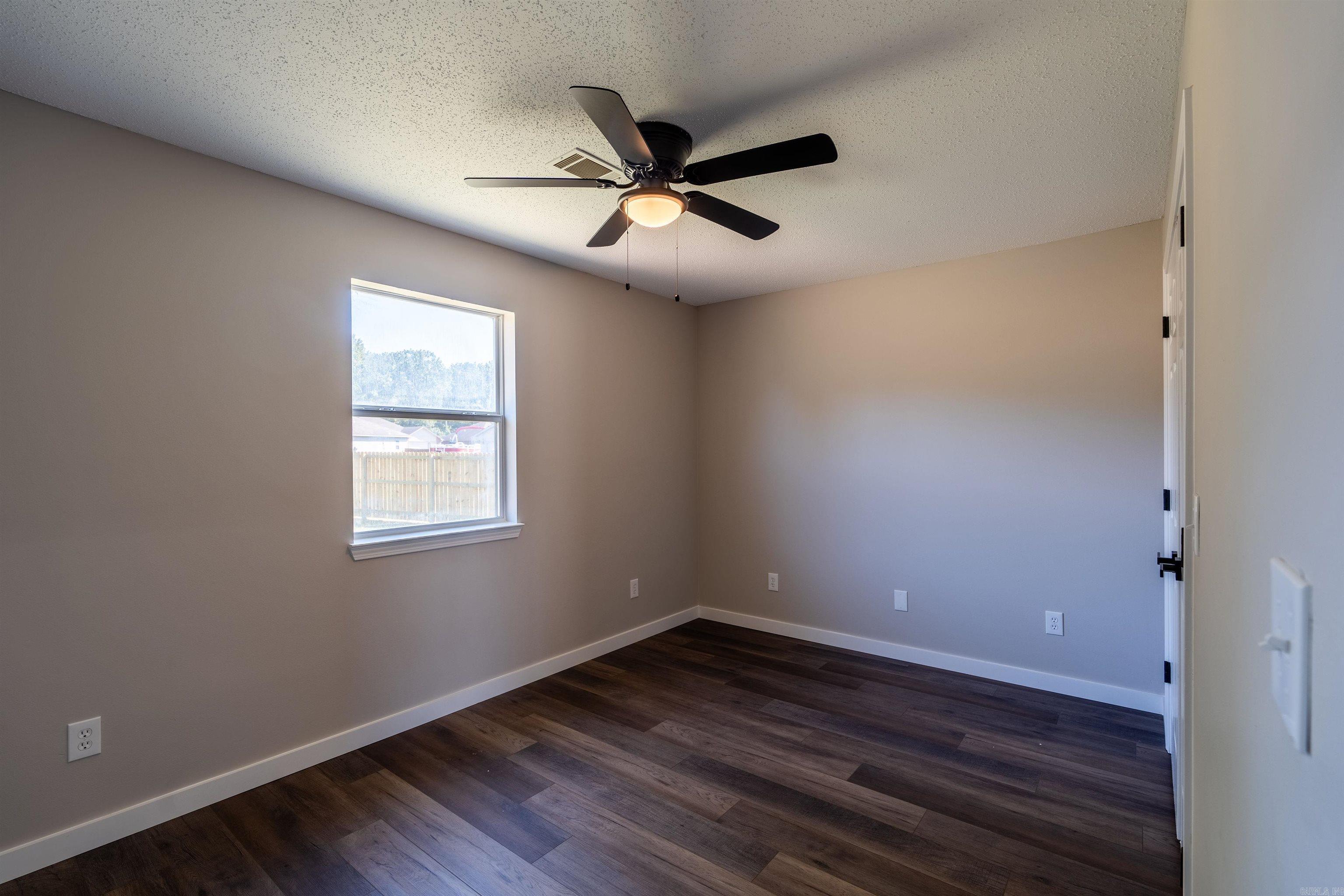 ARROWHEAD VILLAGE - Residential