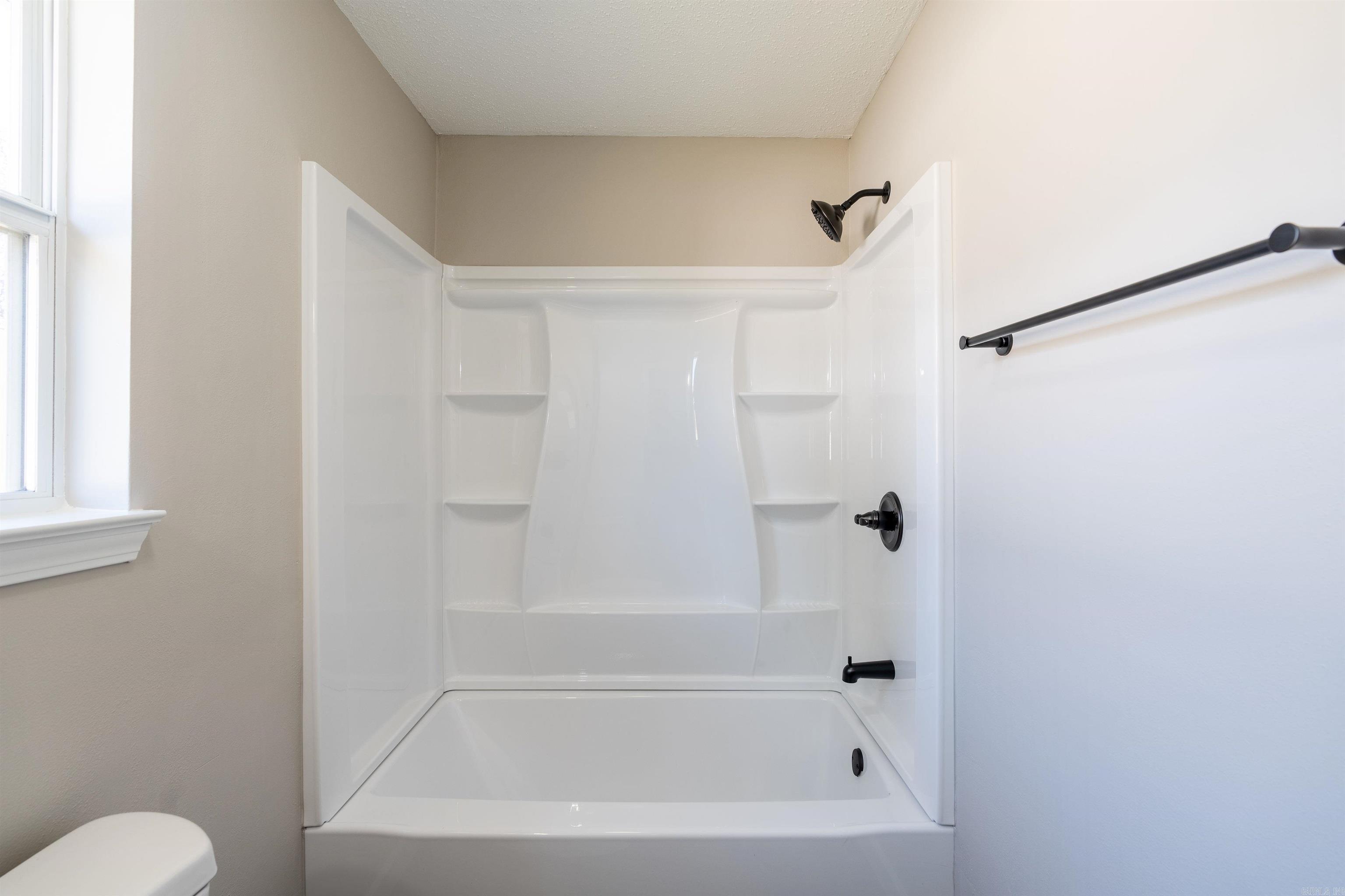 ARROWHEAD VILLAGE - Residential