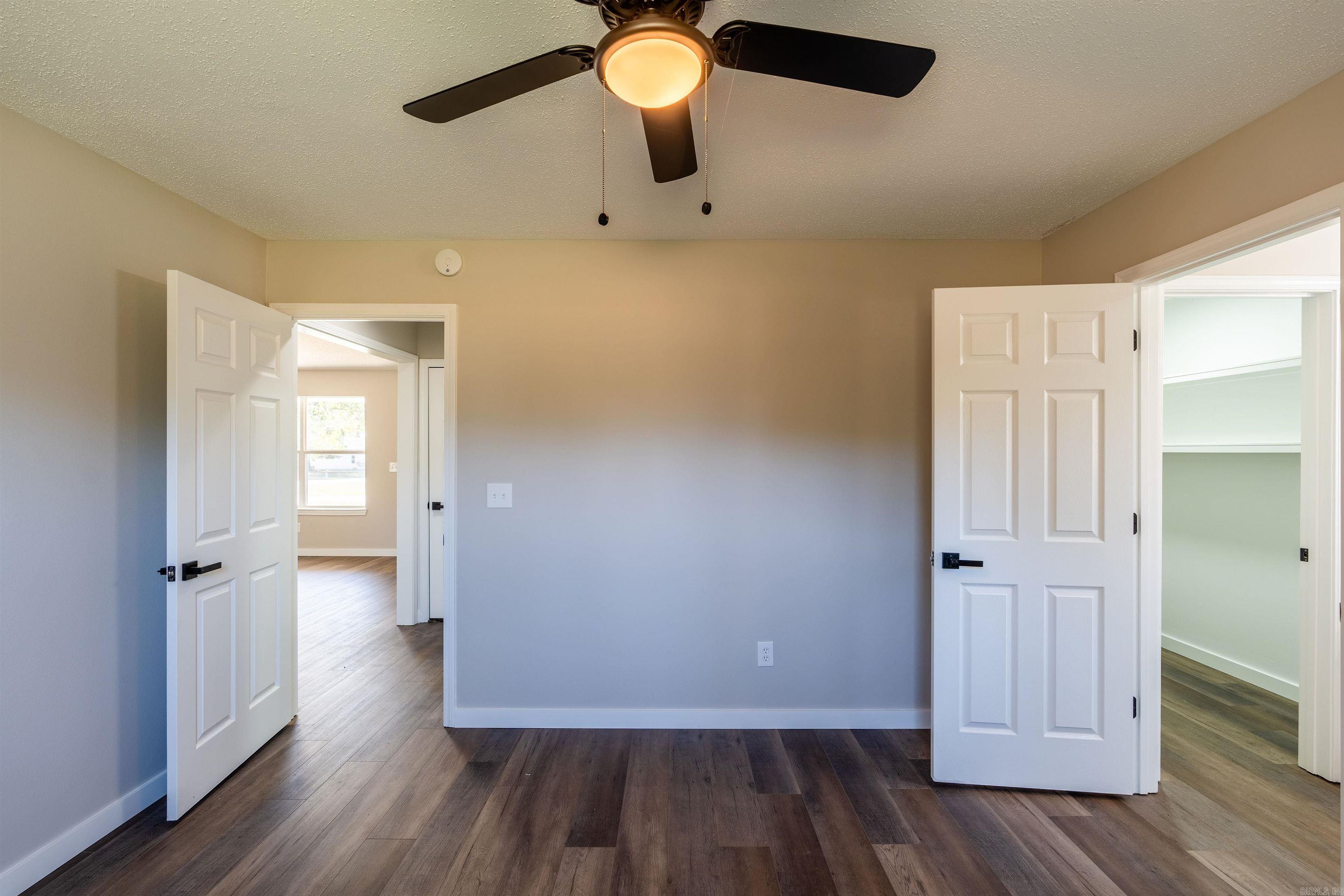 ARROWHEAD VILLAGE - Residential