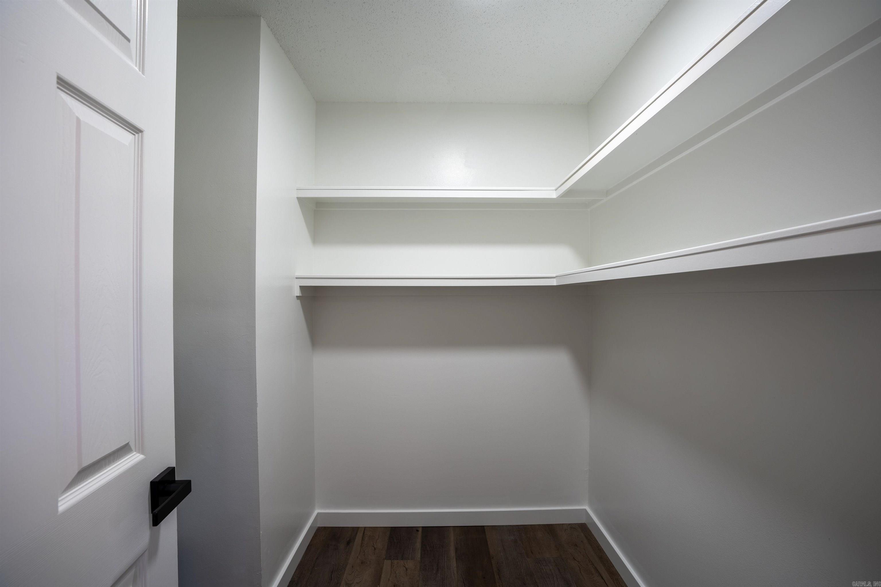 ARROWHEAD VILLAGE - Residential