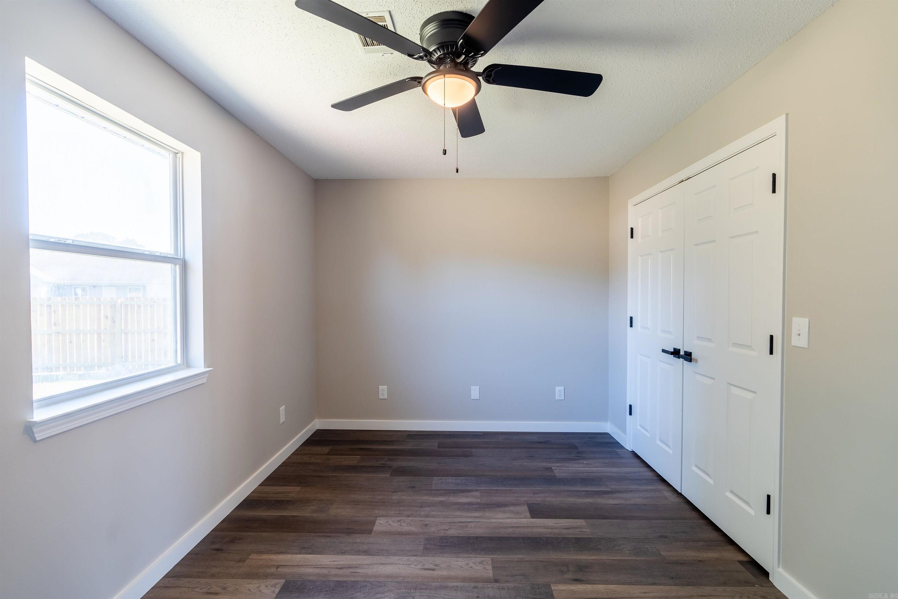 ARROWHEAD VILLAGE - Residential