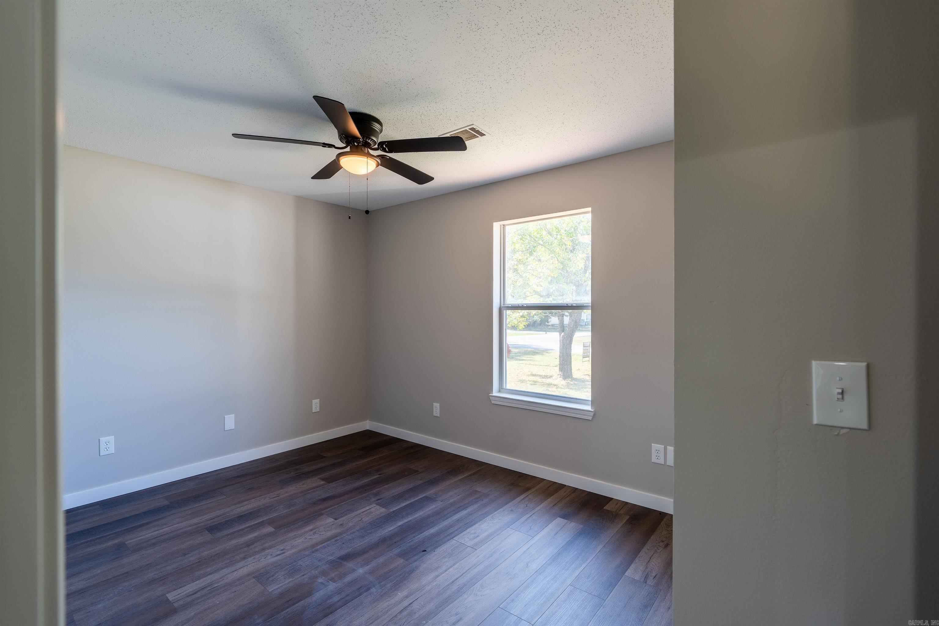 ARROWHEAD VILLAGE - Residential