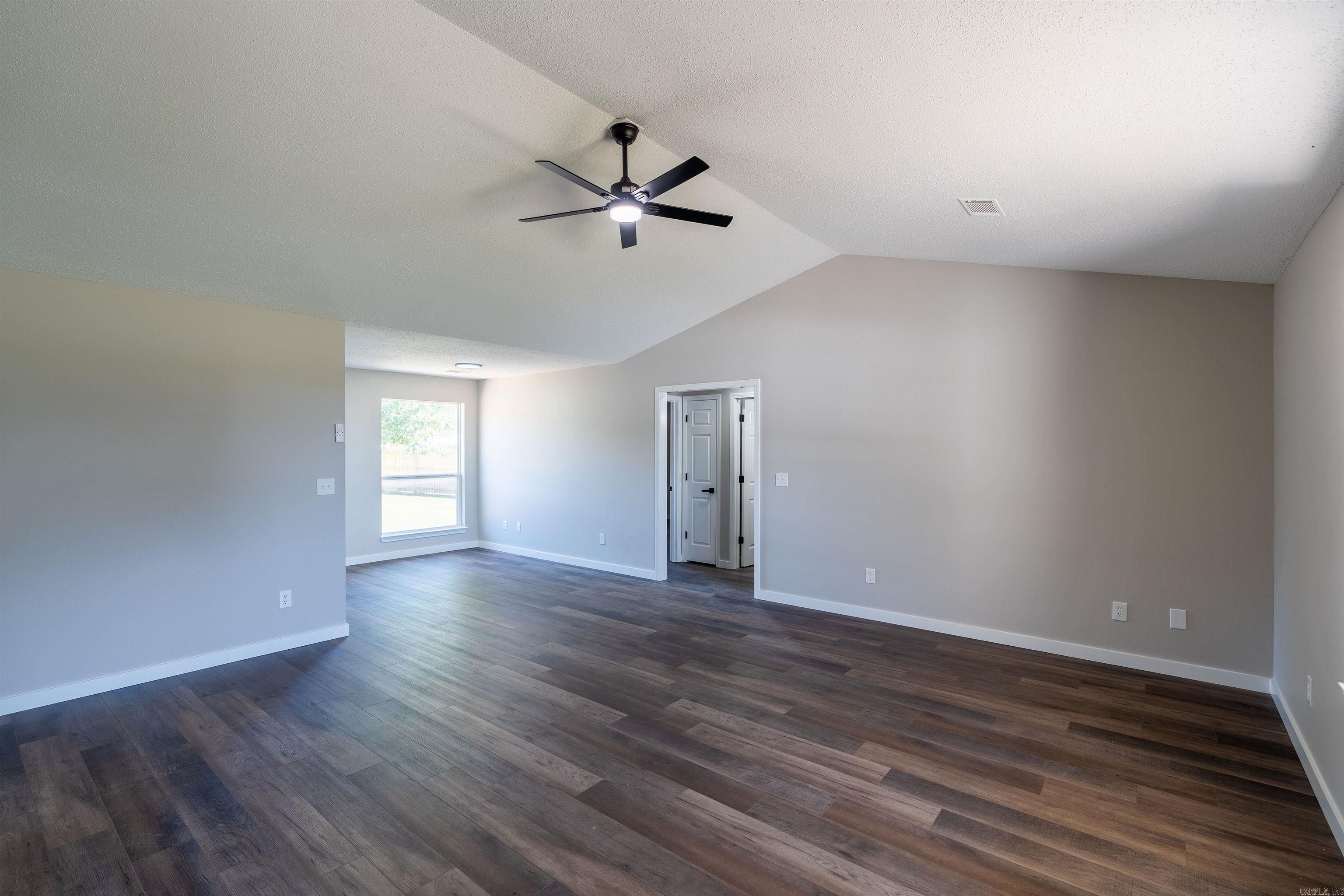 ARROWHEAD VILLAGE - Residential