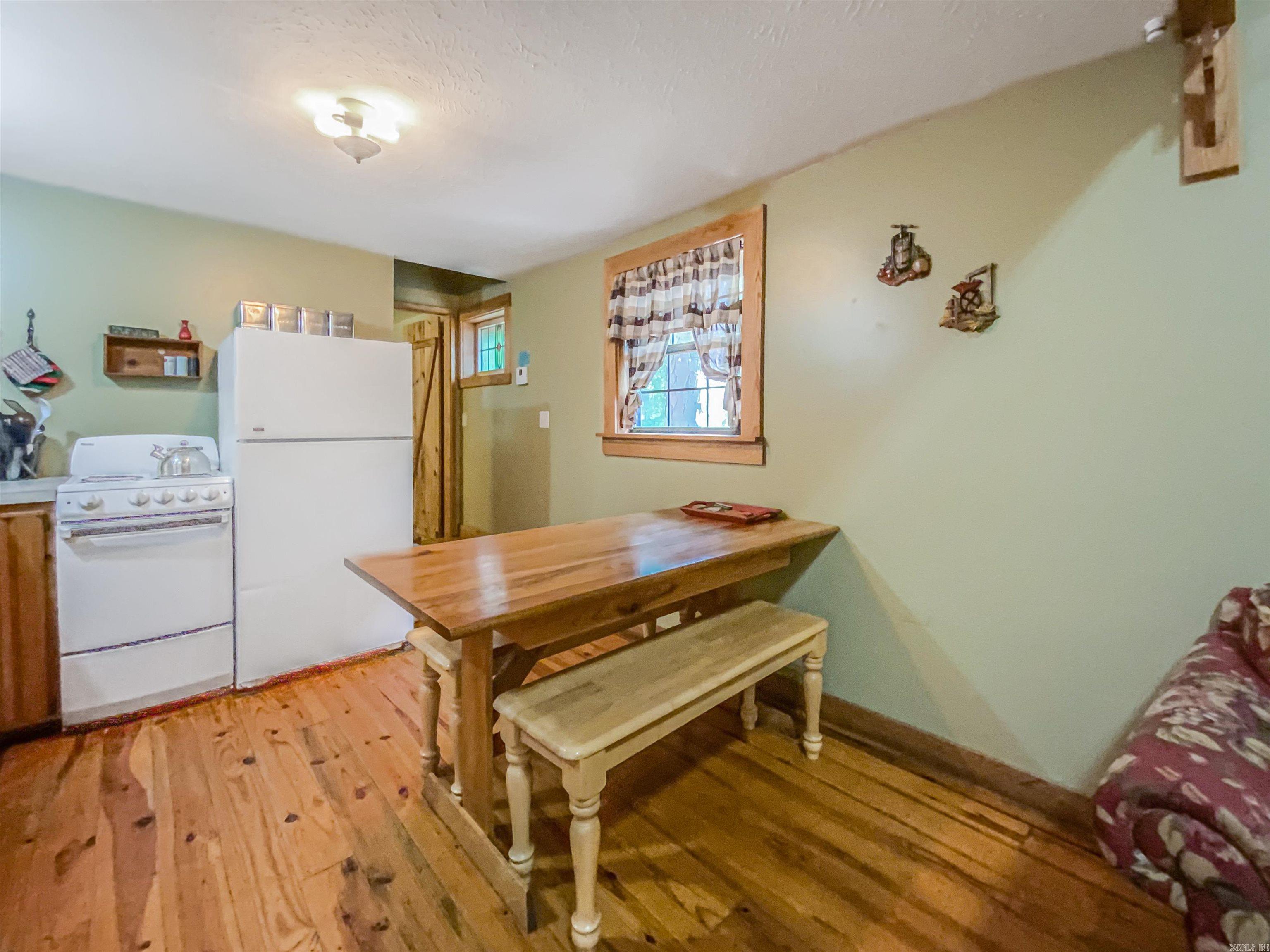 Metes & Bounds - Commercial Sale