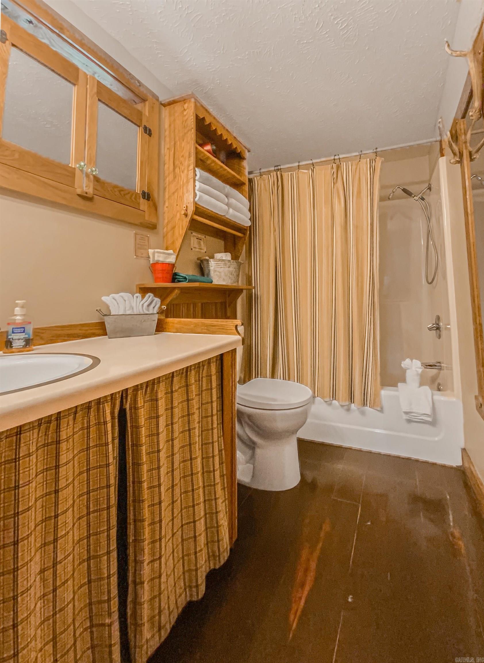 Metes & Bounds - Commercial Sale