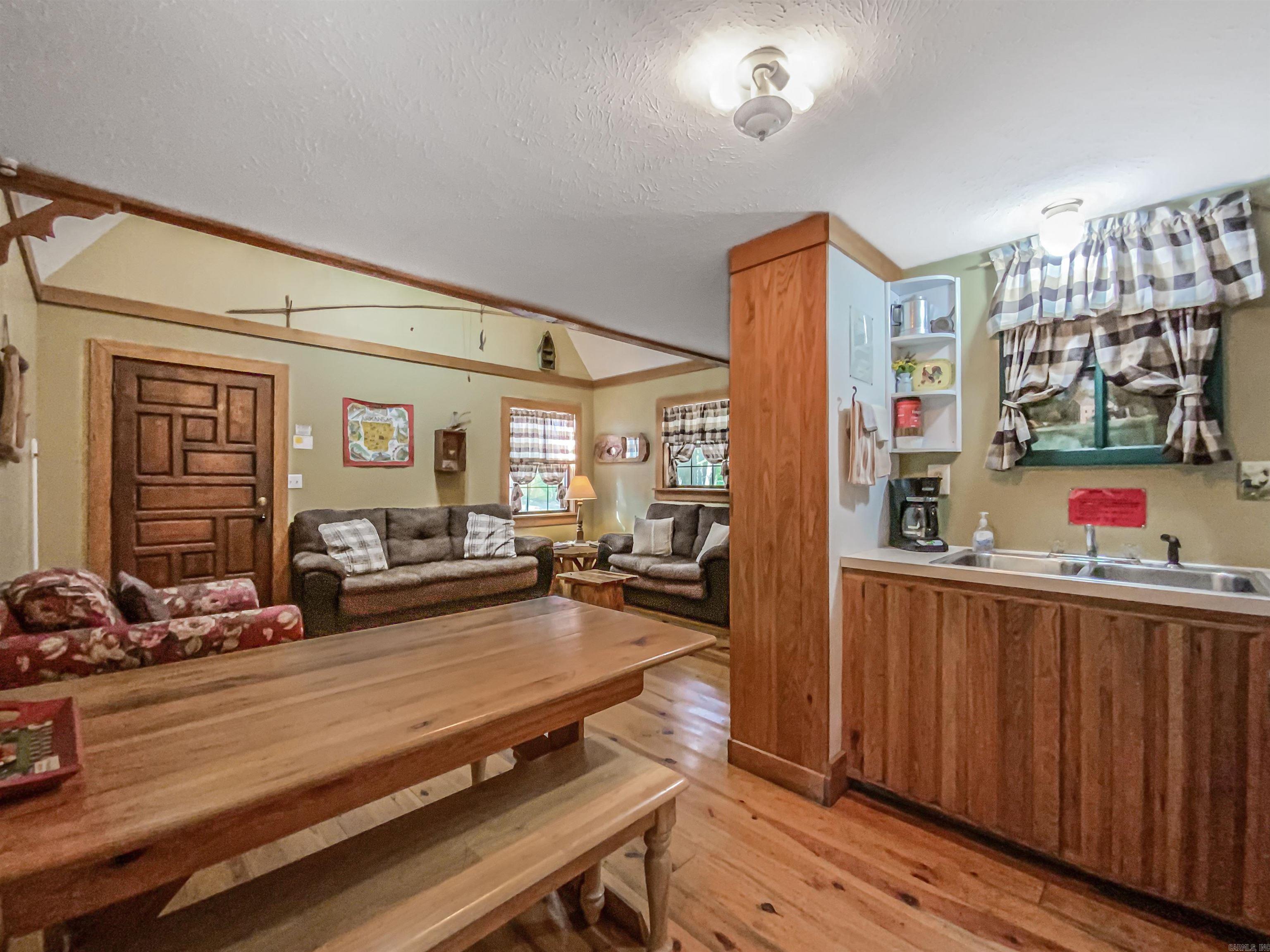 Metes & Bounds - Commercial Sale