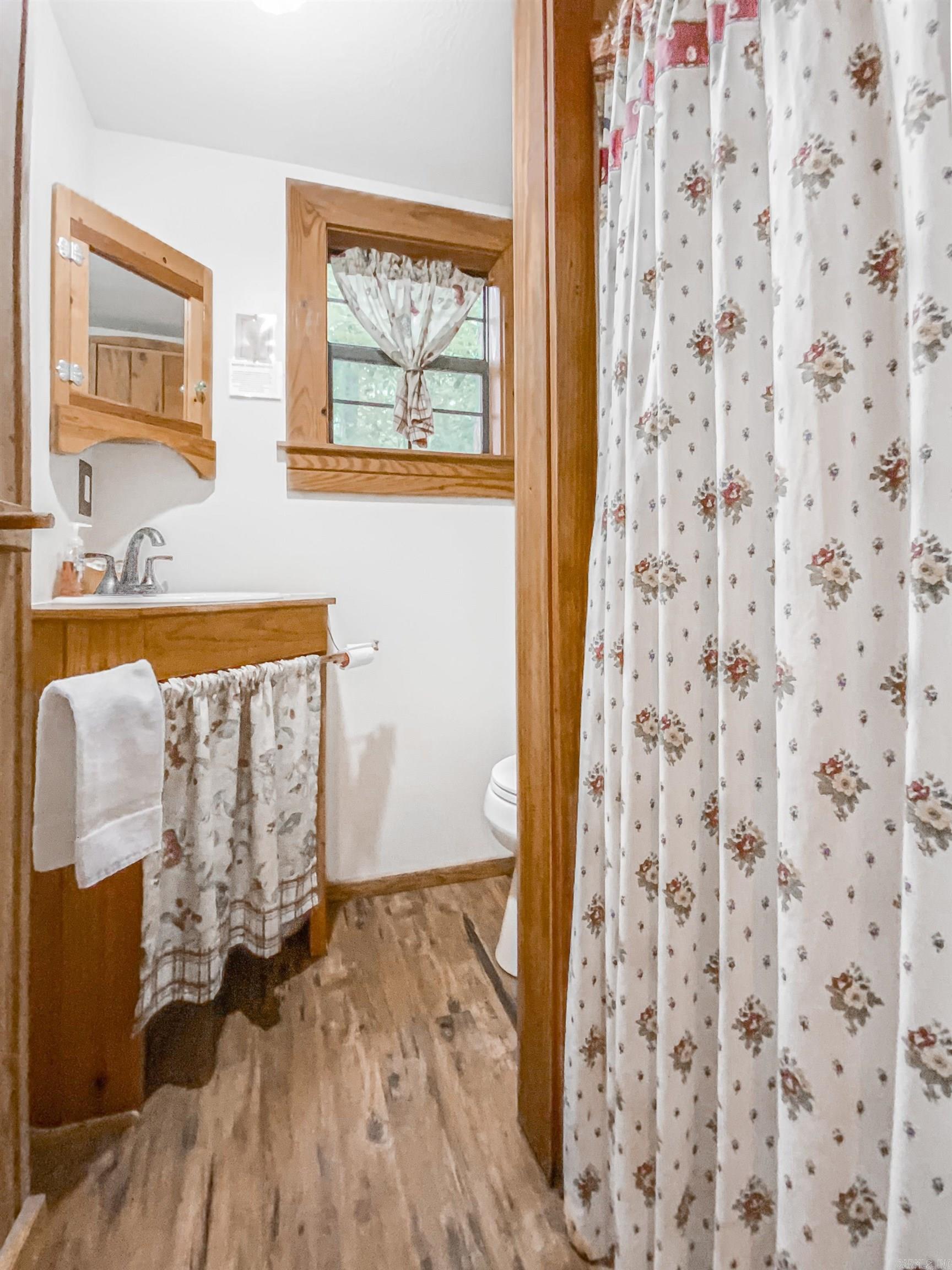 Metes & Bounds - Commercial Sale