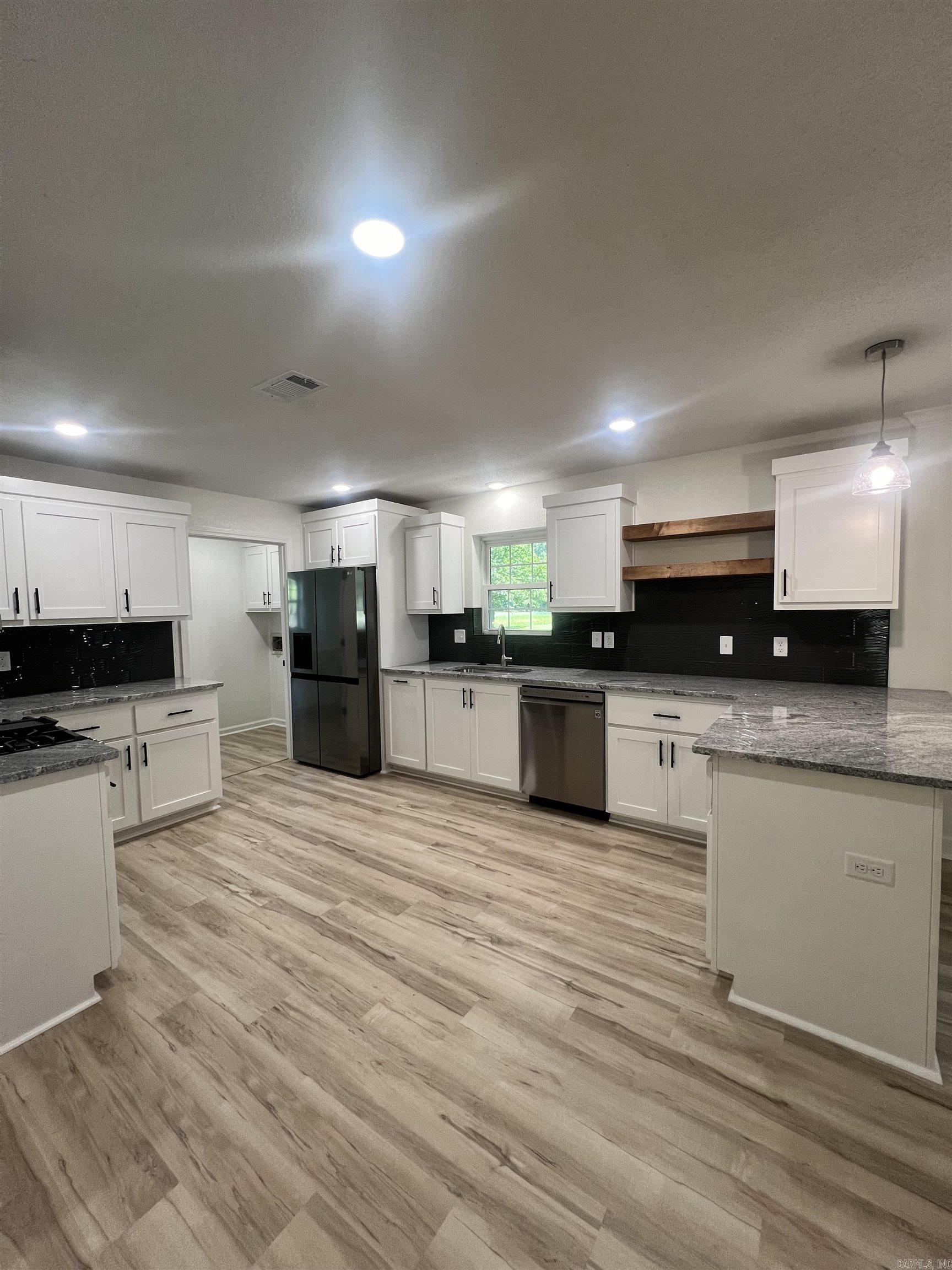 BALD KNOB ORIGINAL TOWN - Residential