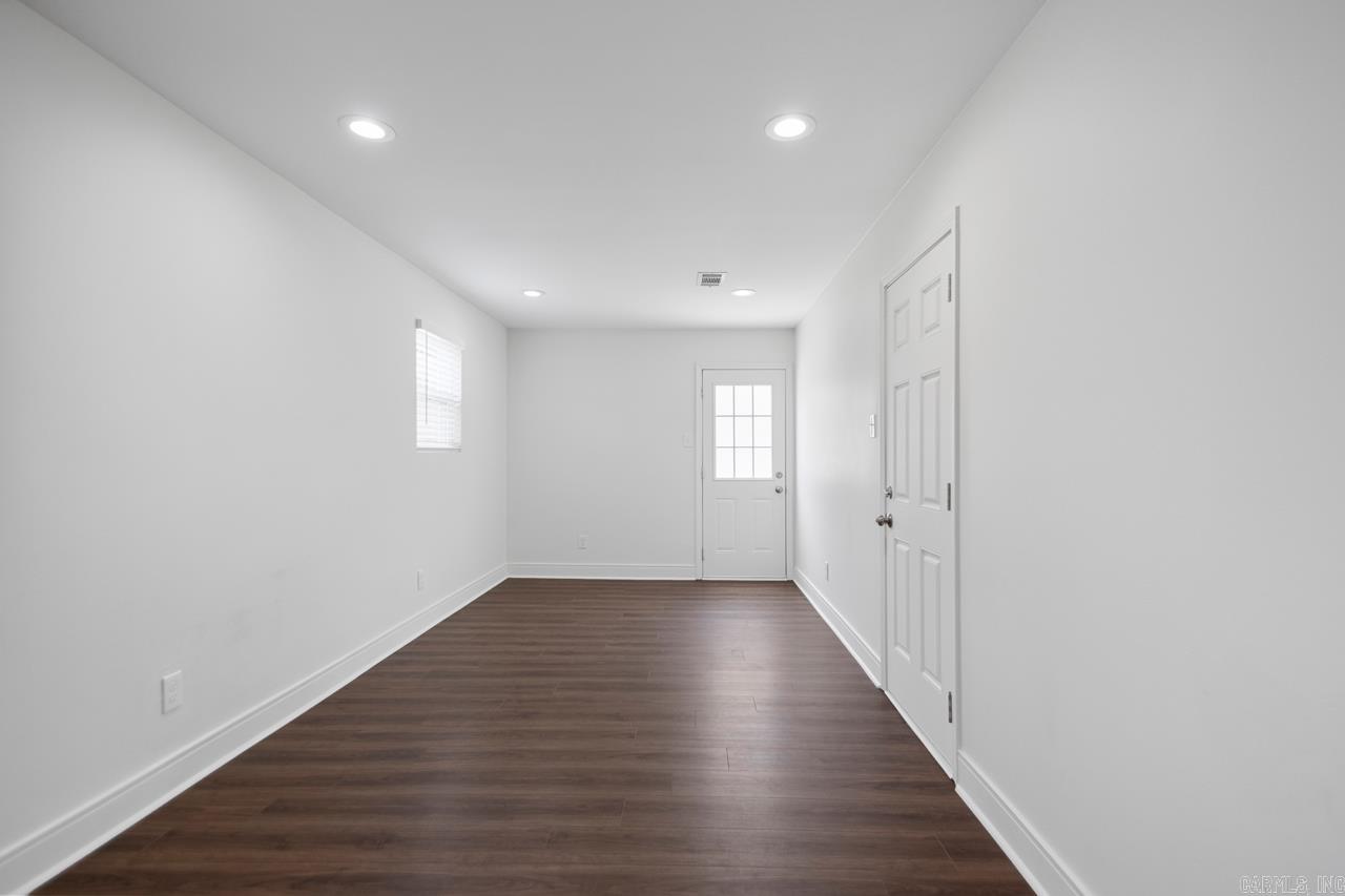 STURBRIDGE - Residential