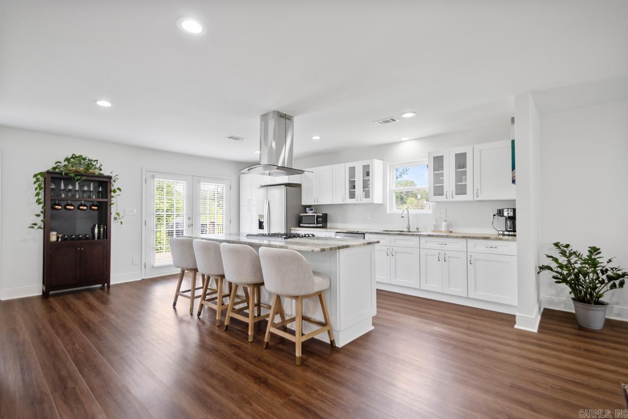 STURBRIDGE - Residential