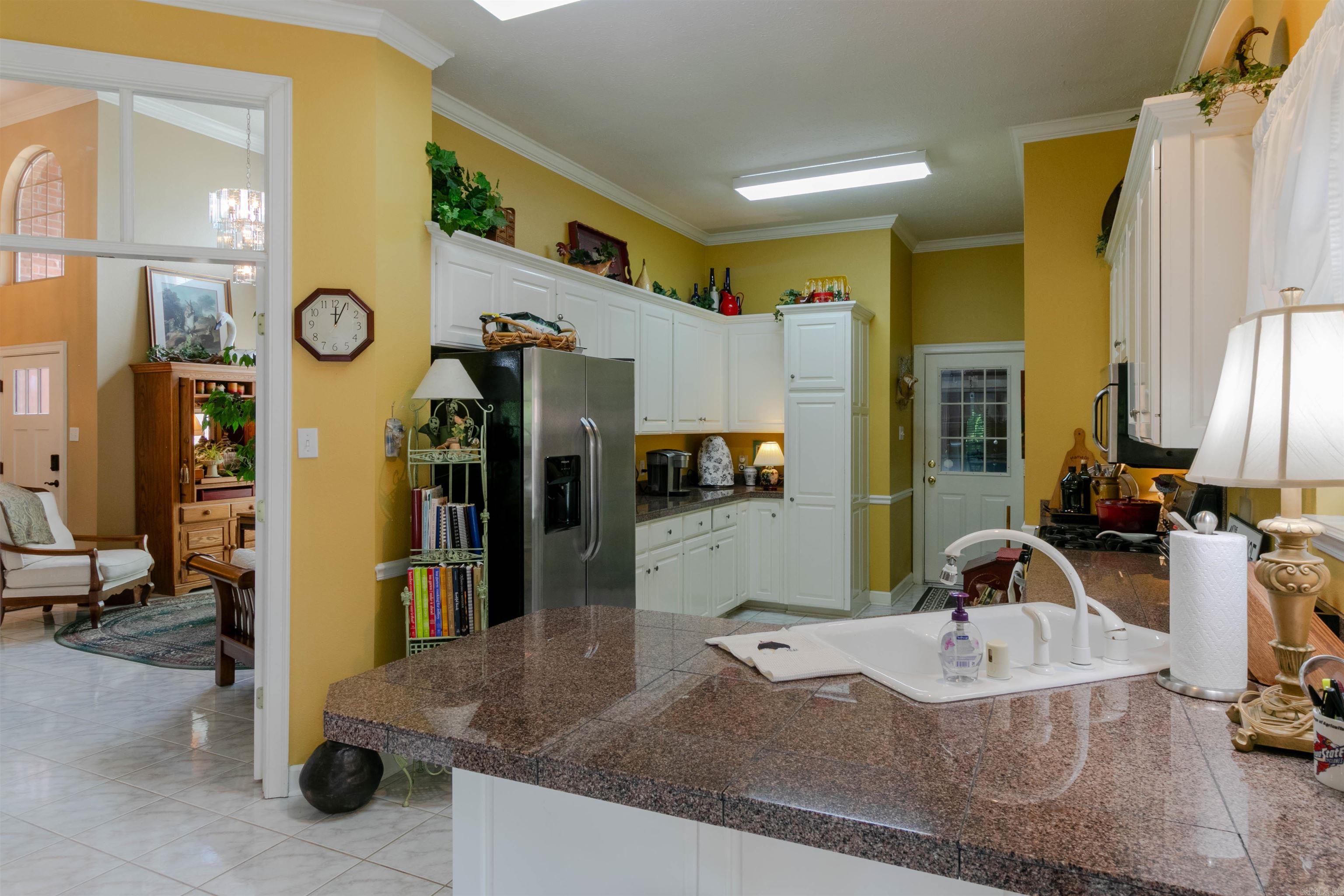 WINDCREST - Residential