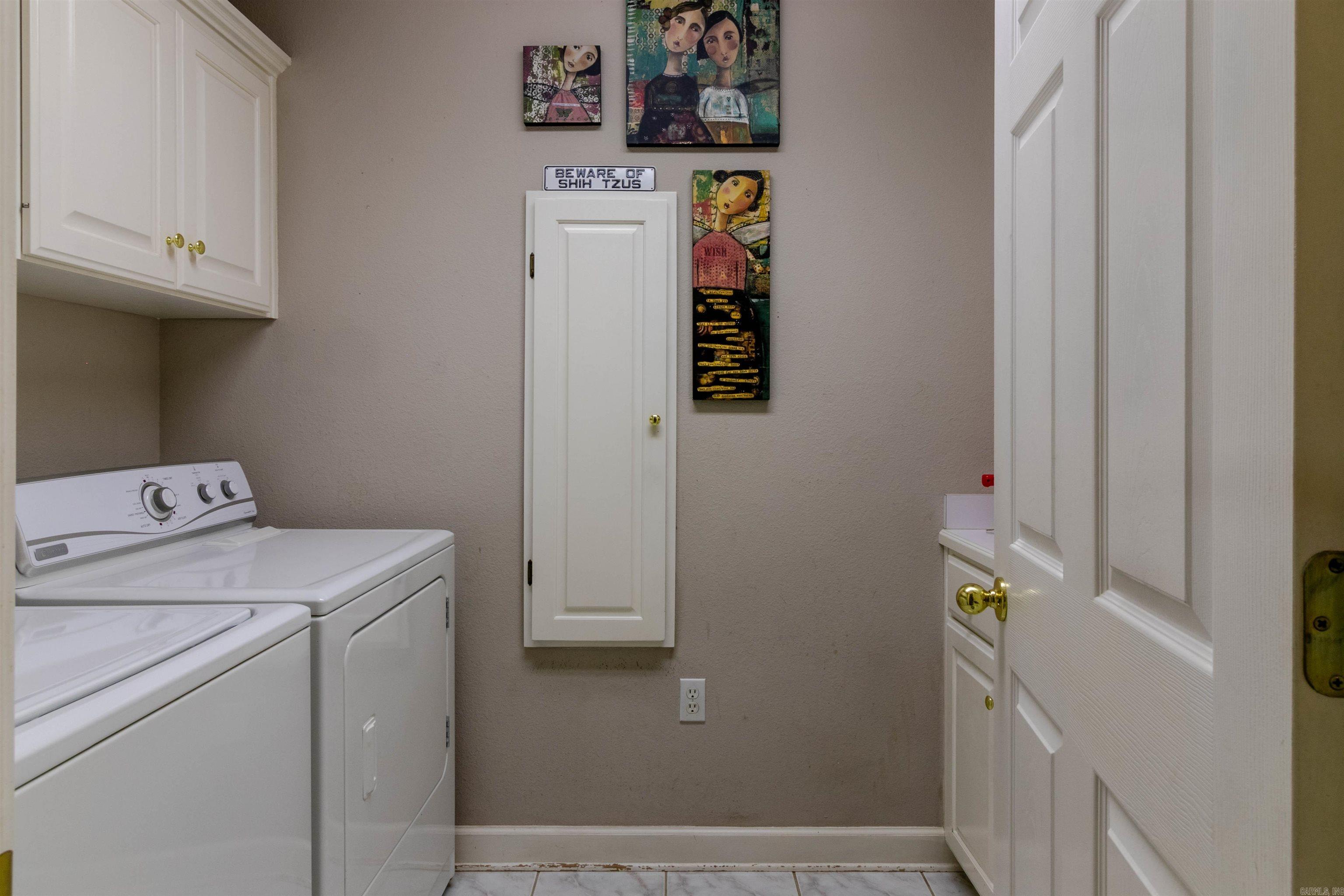 WINDCREST - Residential