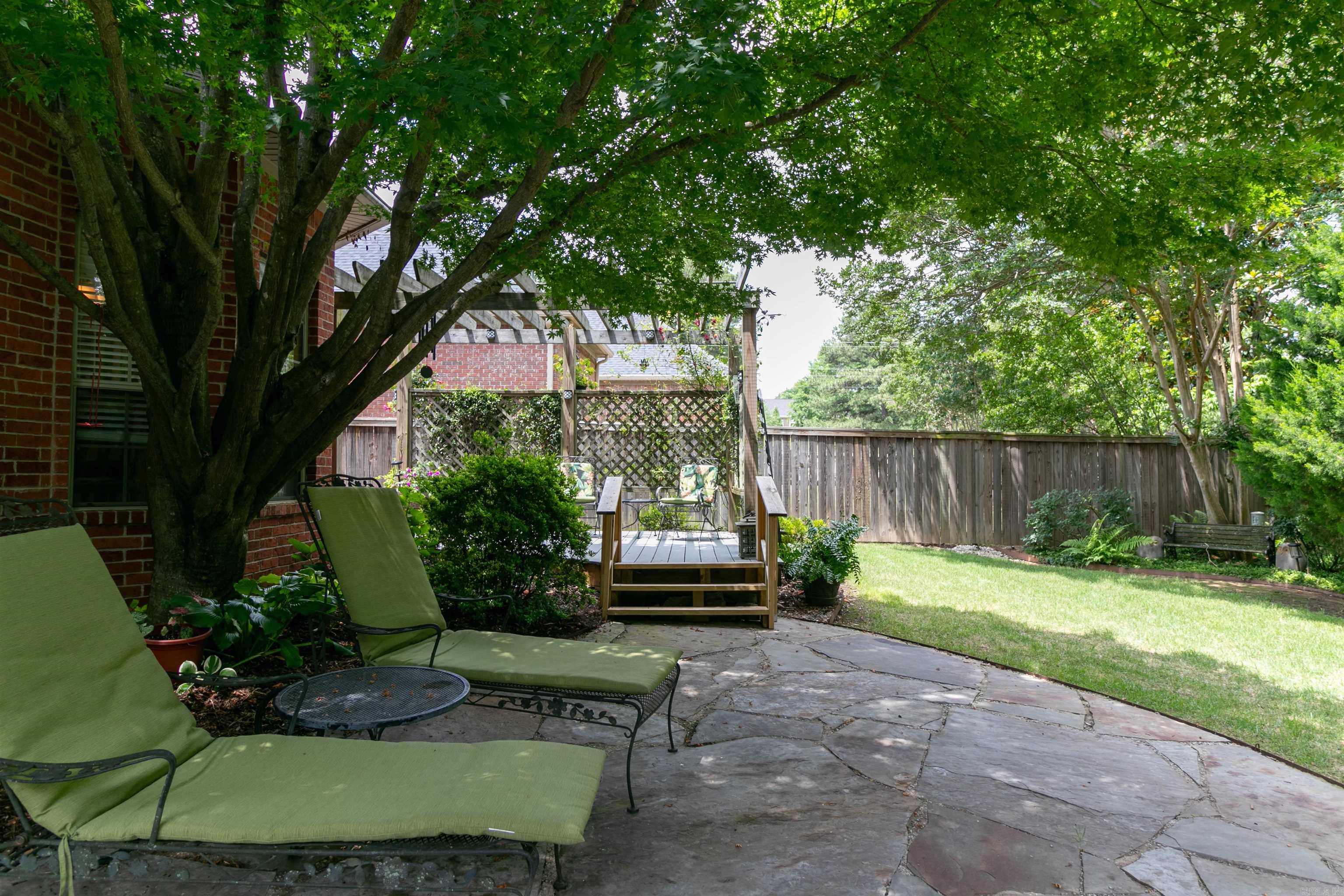 WINDCREST - Residential