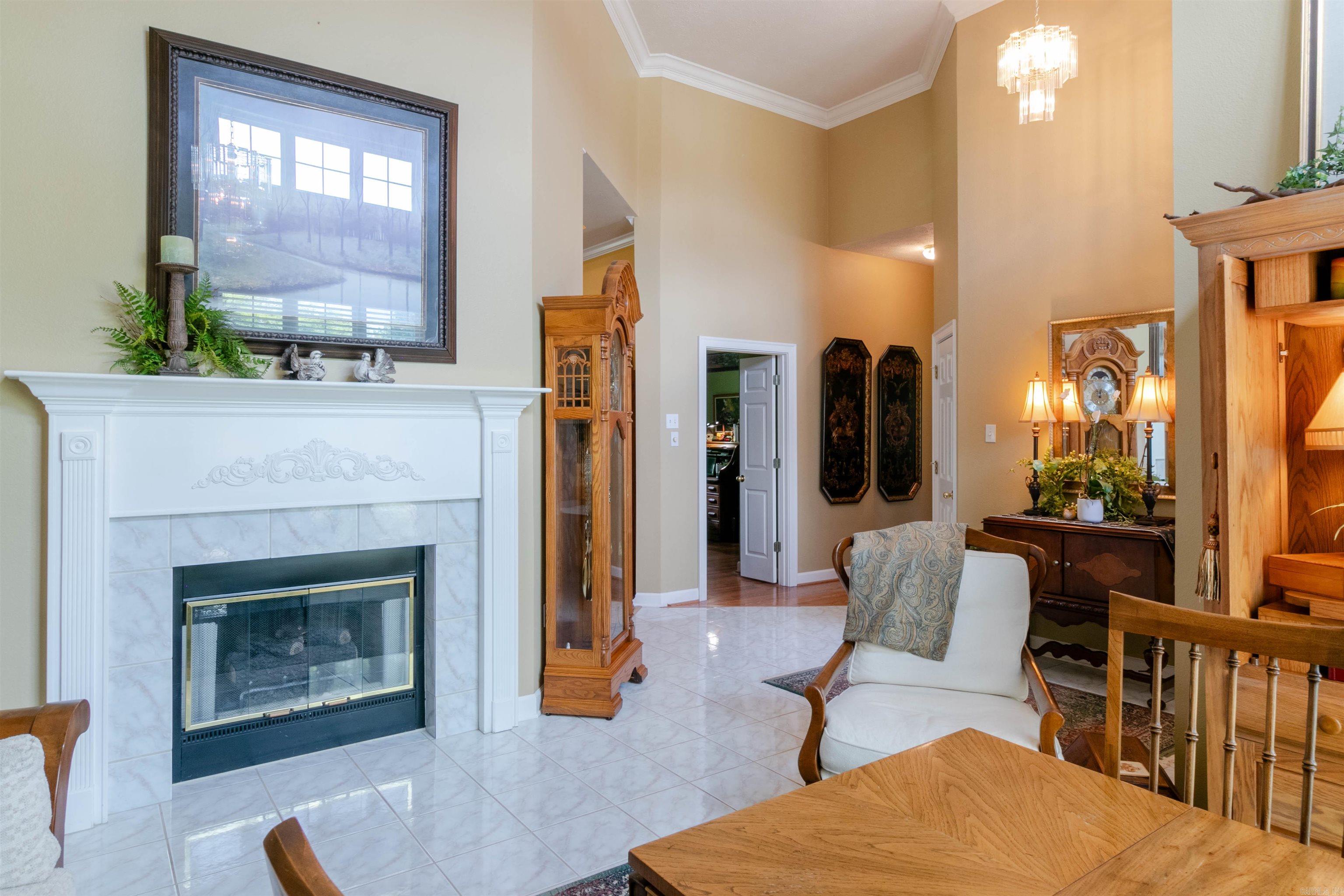 WINDCREST - Residential