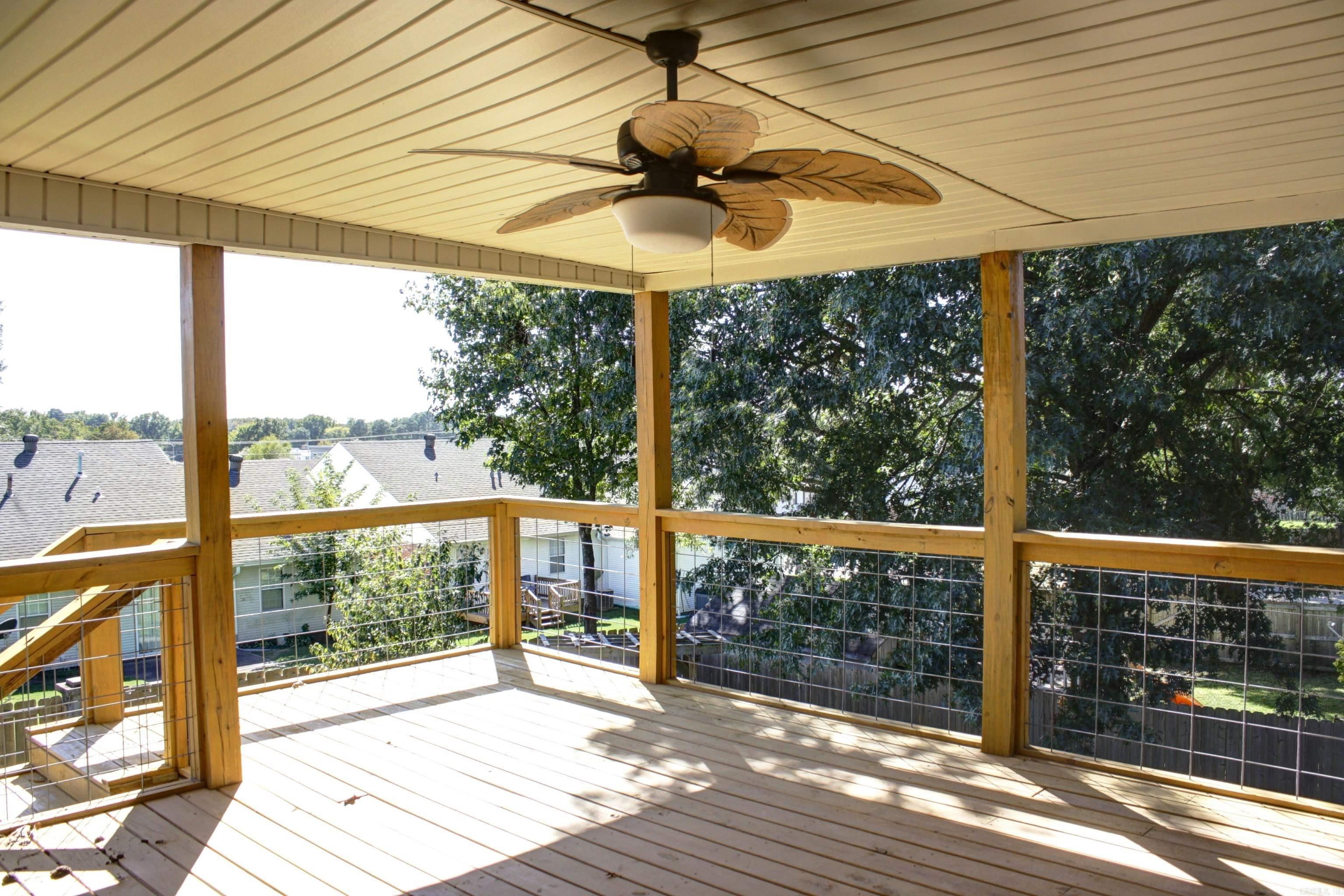 RIVER OAKS - Residential