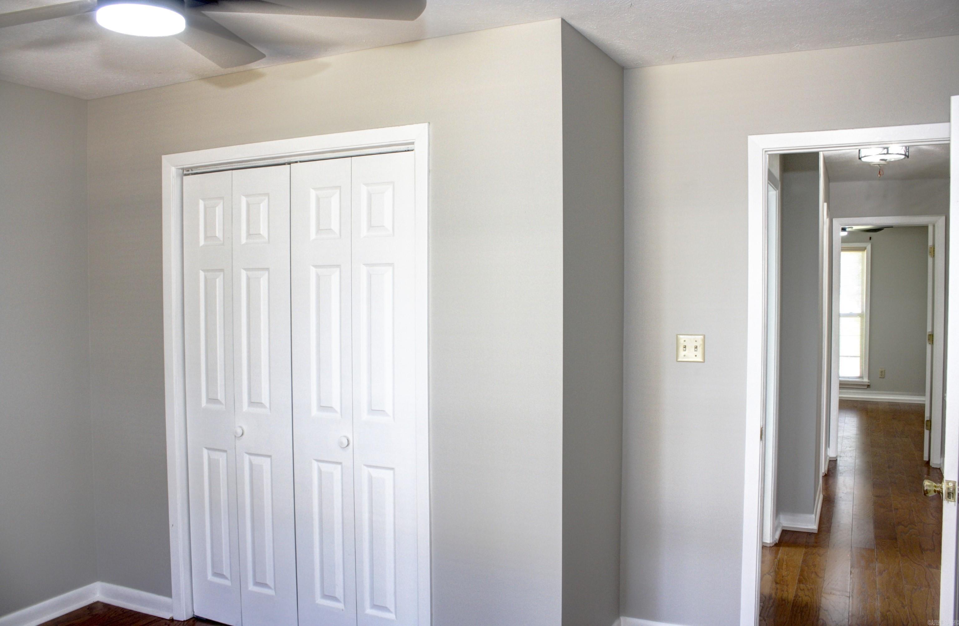 RIVER OAKS - Residential