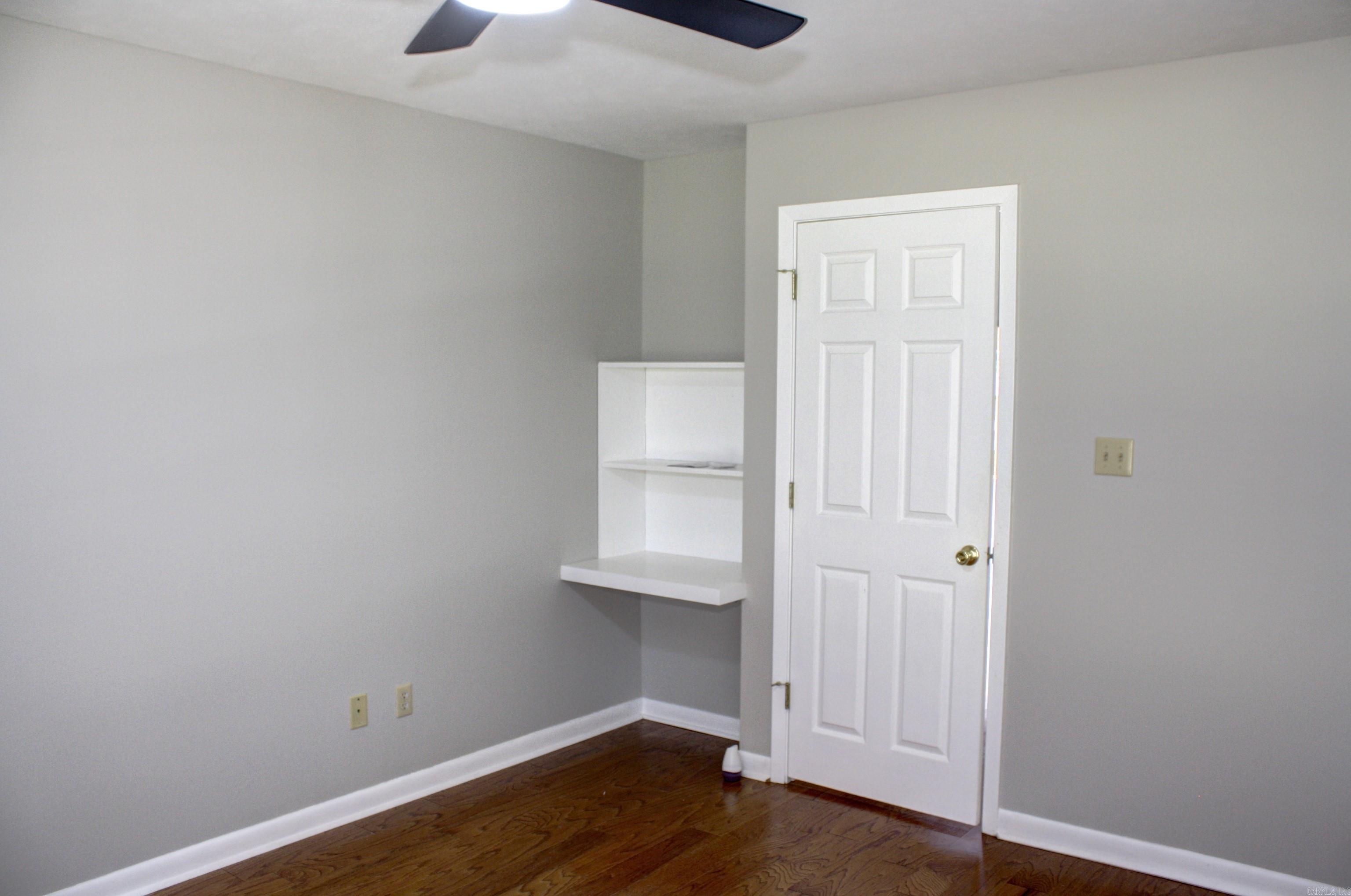 RIVER OAKS - Residential