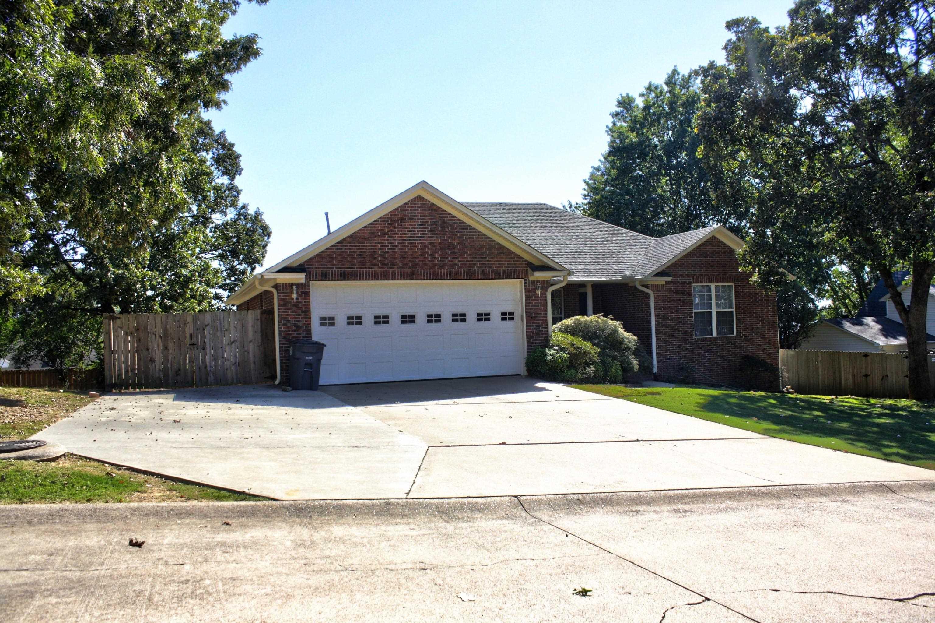 RIVER OAKS - Residential